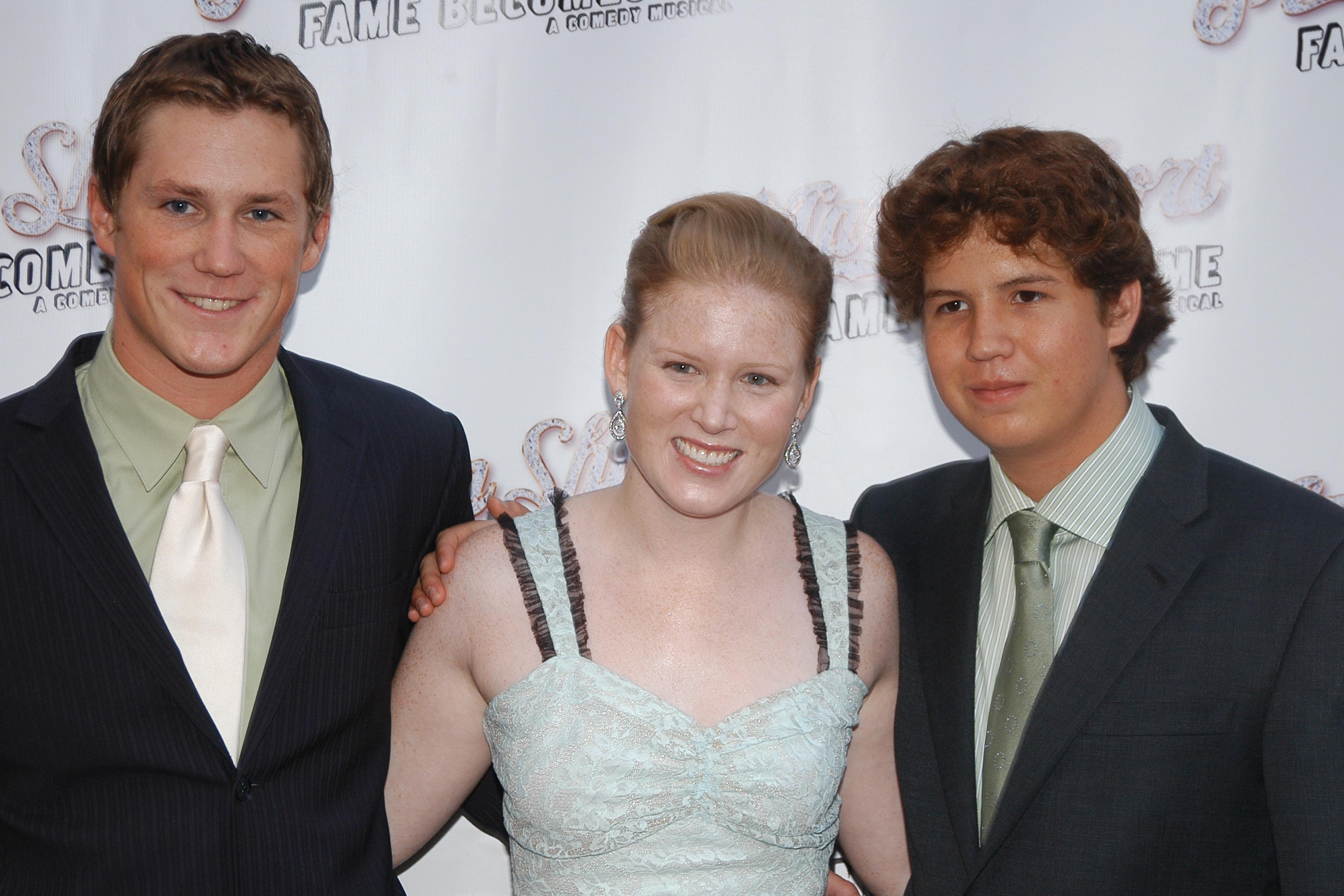 Katherine Short with her brothers Oliver and Henry Short at the opening night of "Martin Short: Fame Becomes Me" in New York City on August 17, 2006. | Source: Getty Images