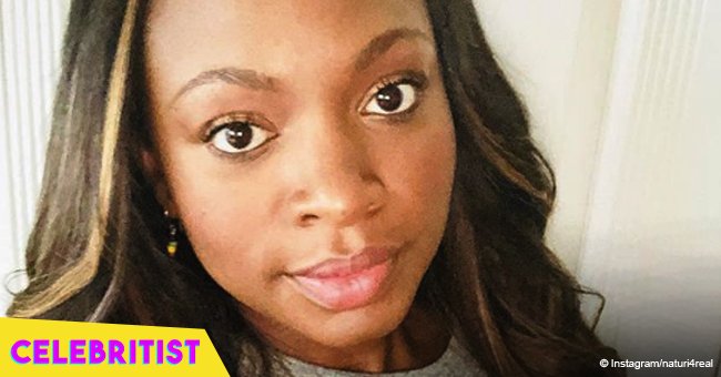 'Power' star Naturi Naughton sizzles in blue swimsuit, flashing shapely leg & natural hair in pic