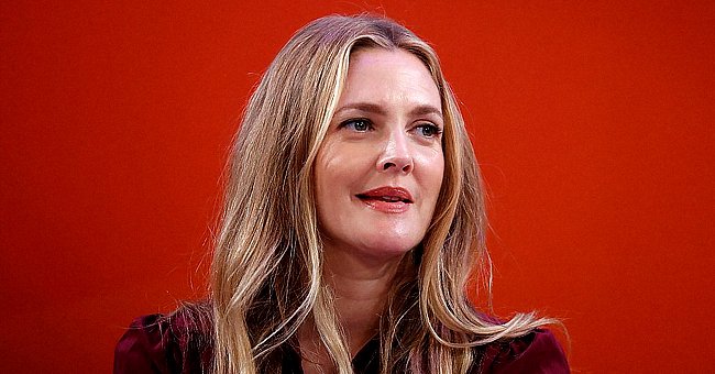 Drew Barrymore speaks onstage during the Building a Brand in a Mobile-First World panel on the Times Center Stage on September 27, 2016 in New York City | Photo: Getty Images
