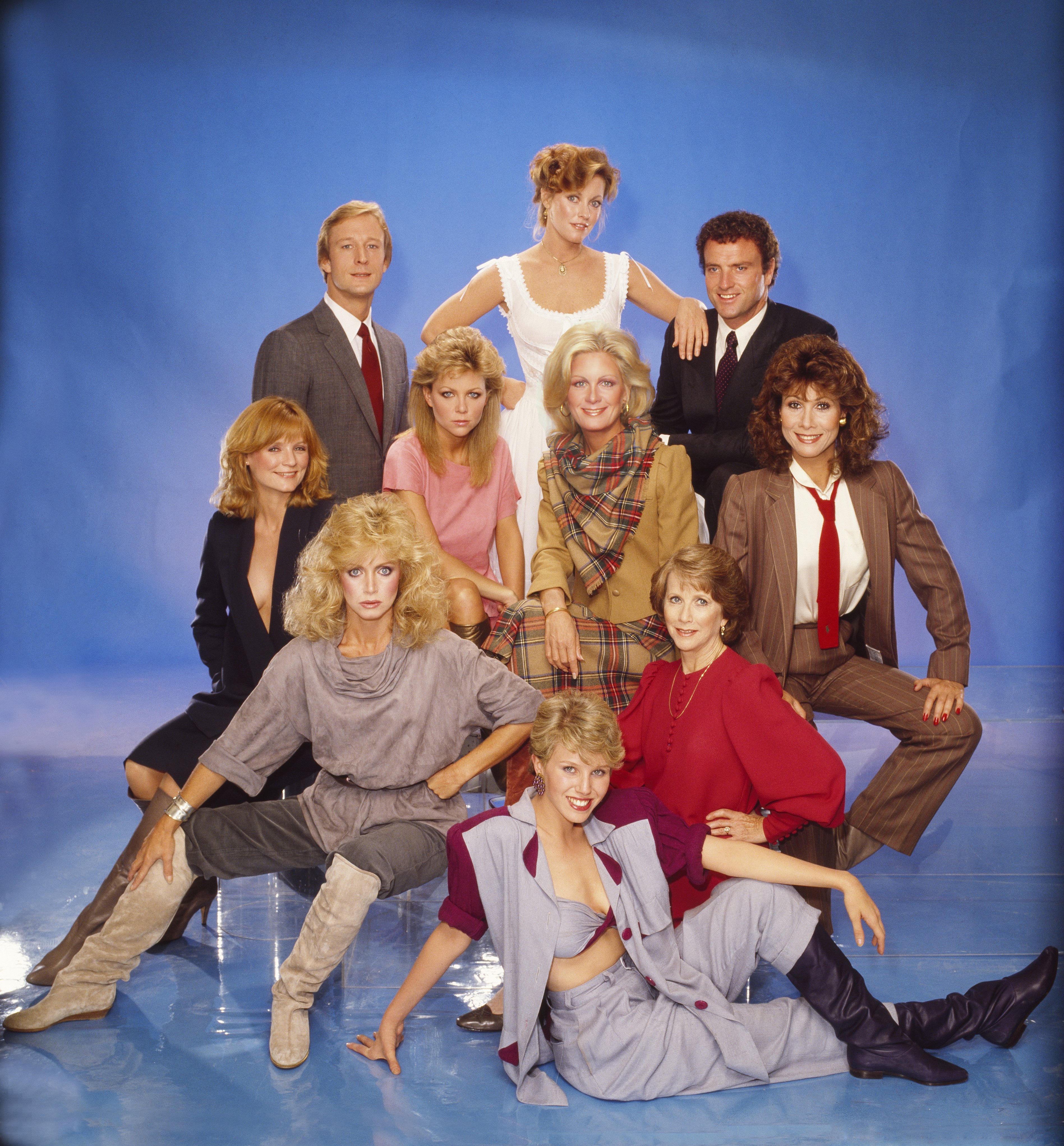 Cast of "Knots Landing" pose for a portrait in Los Angeles, California, in 1982. | Source: Getty Images