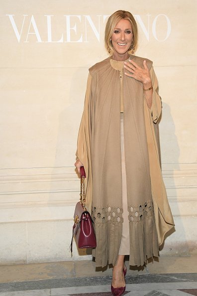 Céline Dion assiste au spectacle Valentino Haute Couture Printemps Eté 2019 dans le cadre de la Semaine de la Mode de Paris à Paris, France. | Photo : Getty Images