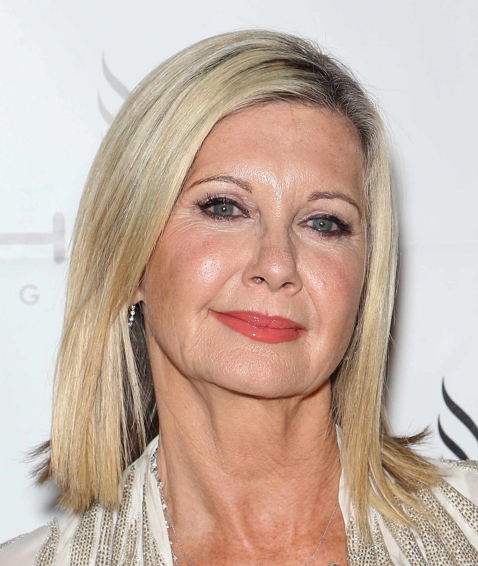 Singer and actress Olivia Newton-John during the 35th anniversary of "Xanadu" at Share Nightclub on August 9, 2015 in Las Vegas, Nevada.┃Source: Getty Images