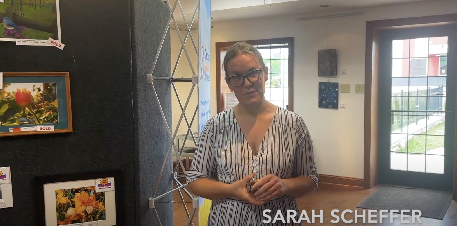 Sarah Scheffer as seen in a YouTube video on August 11, 2022 | Source: Youtube.com/@jeffersoncitynewstribune