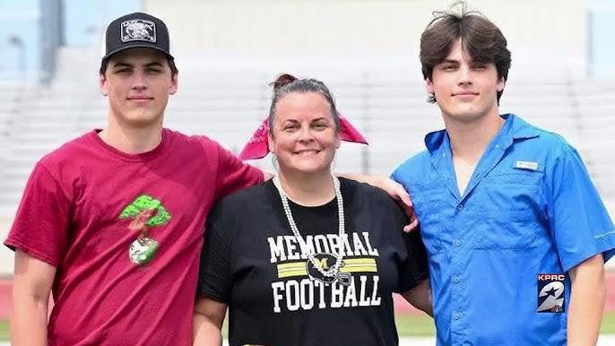 Austin's family remembered him through moments that felt ordinary before the tragedy. After his death, those same images became part of how the public understood the family's loss. | Source: Facebook/Tiffany Tea