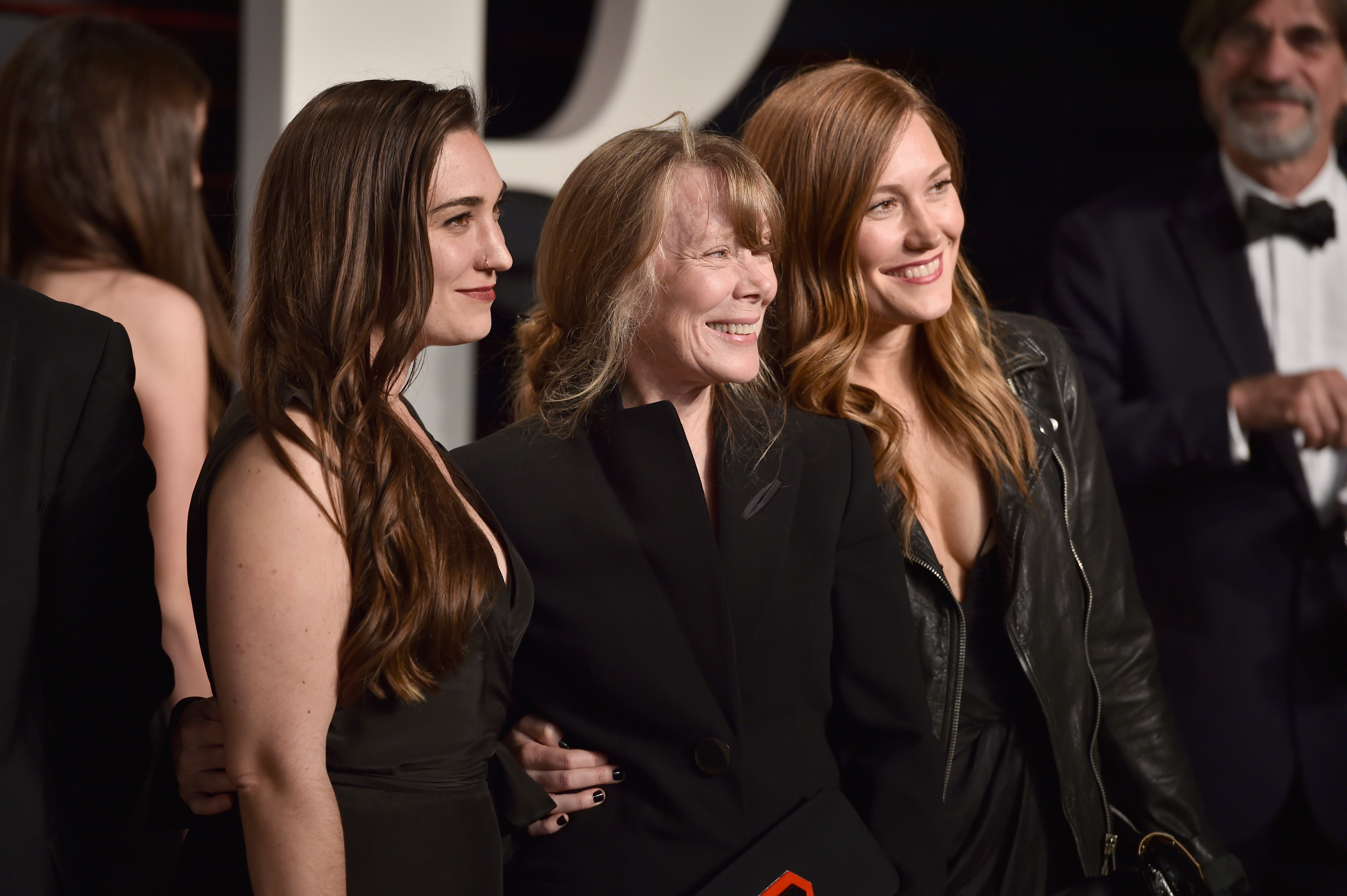 Madison Fisk, Sissy Spacek and Schuyler Fisk attend the 2016 Vanity Fair Oscar Party Hosted By Graydon Carter at the Wallis Annenberg Center for the Performing Arts on February 28, 2016, in Beverly Hills, California. | Source: Getty Images.