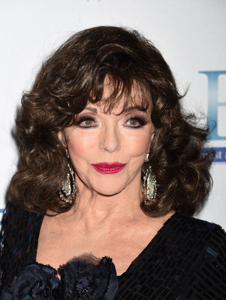 Joan Collins at the Associates For Breast and Prostate Cancer Studies Annual "Talk Of The Town" Gala | Getty Images