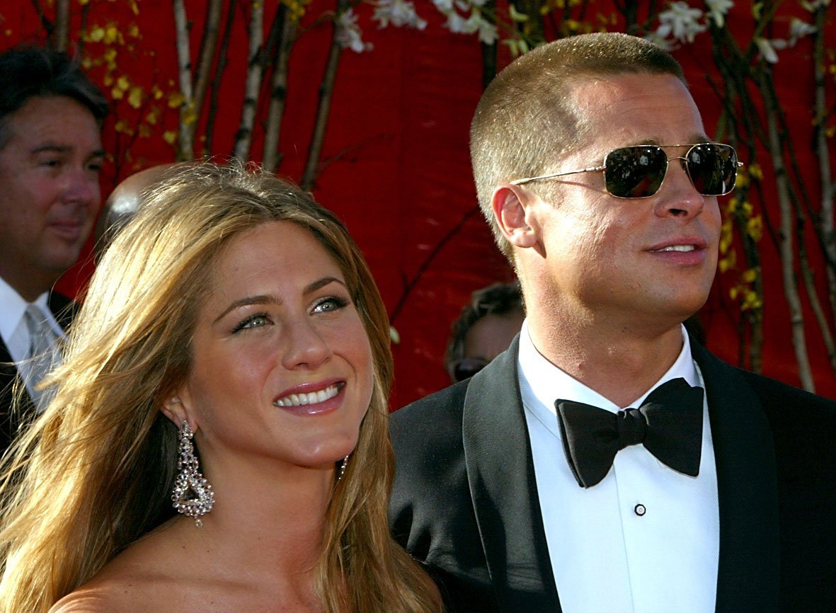 Jennifer Aniston and Brad Pitt attend the 56th Annual Primetime Emmy Awards on September 19, 2004. | Source: Getty Images
