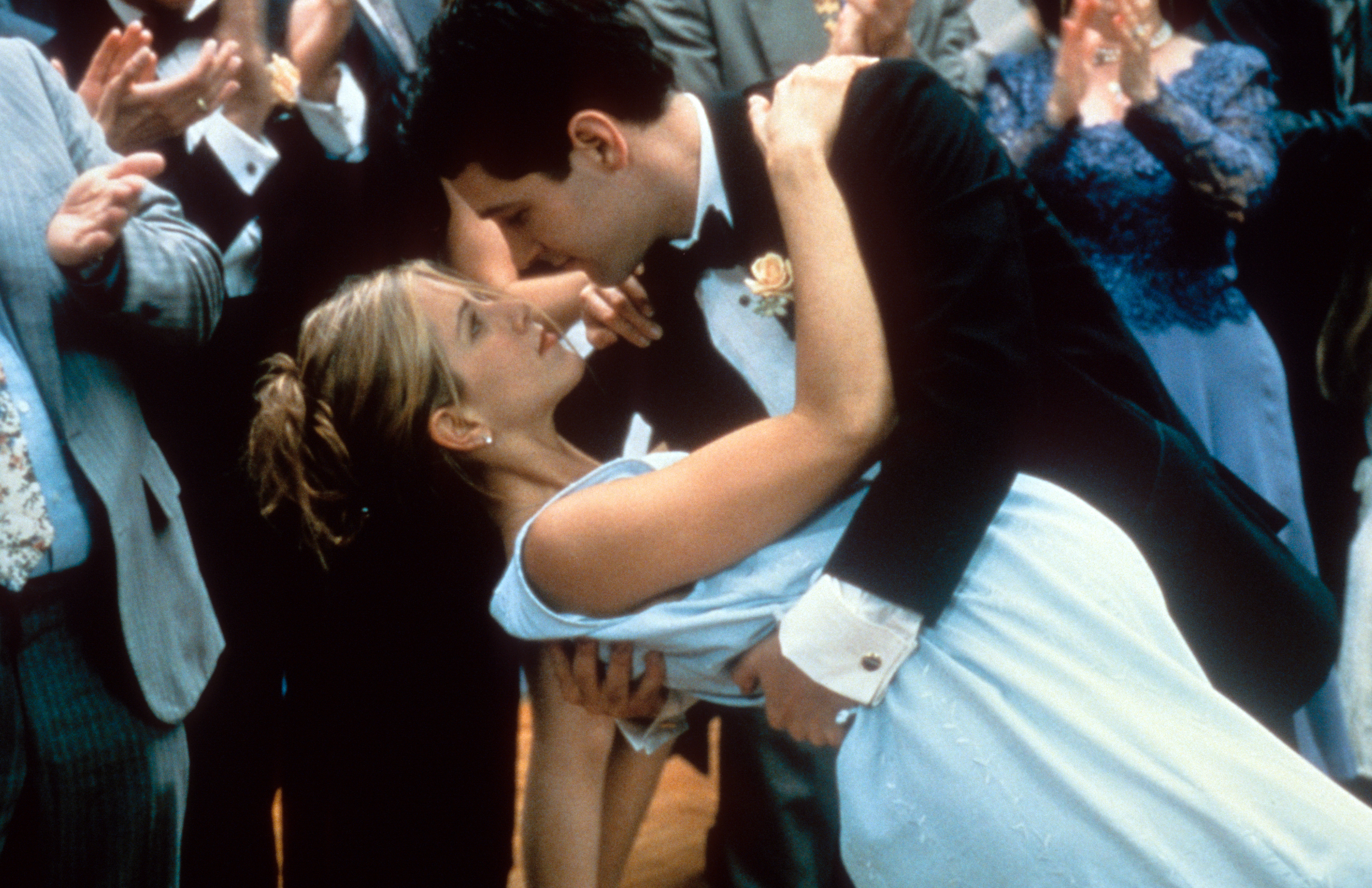 Jennifer Aniston and Paul Rudd on the set of "The Object Of My Affection," in 1998. | Source: Getty Images