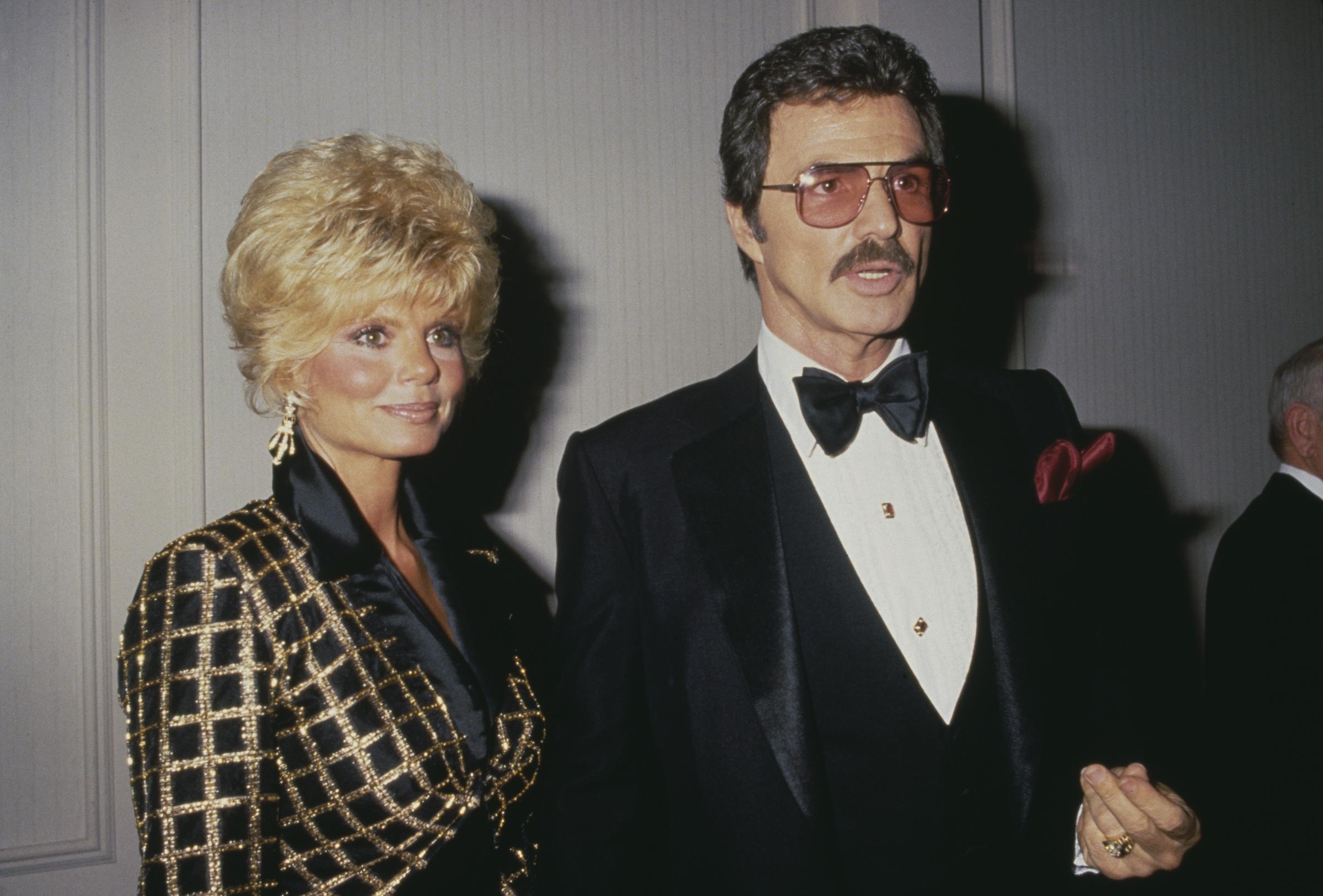 Loni Anderson and Burt Reynolds at the Friars Club of California's 8th Annual Lifetime Achievement Award Salute to Liza Minnelli at the Century Plaza Hotel on April 5, 1987, in Los Angeles, California | Source: Getty Images