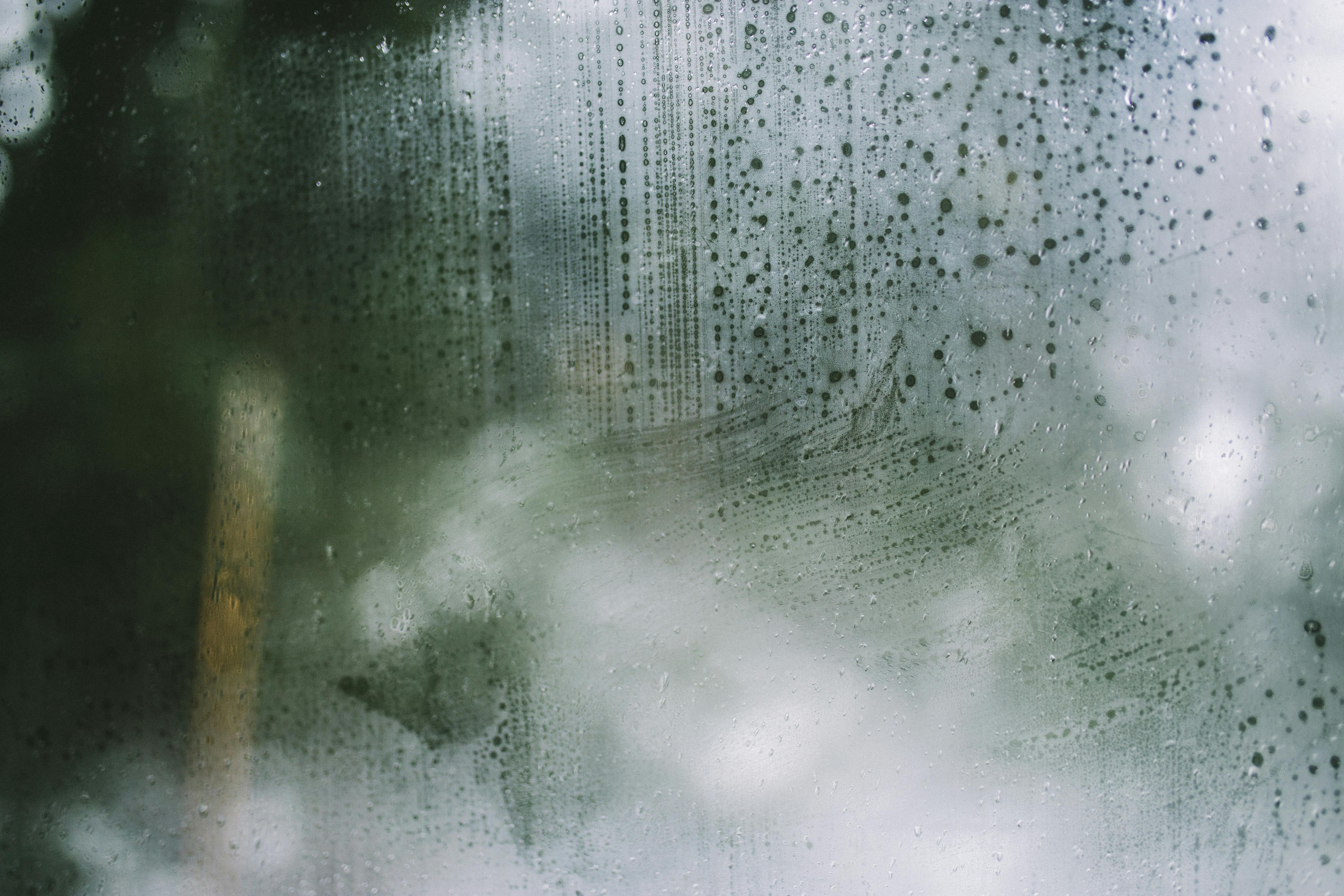 Hard water stains | Source: Pexels