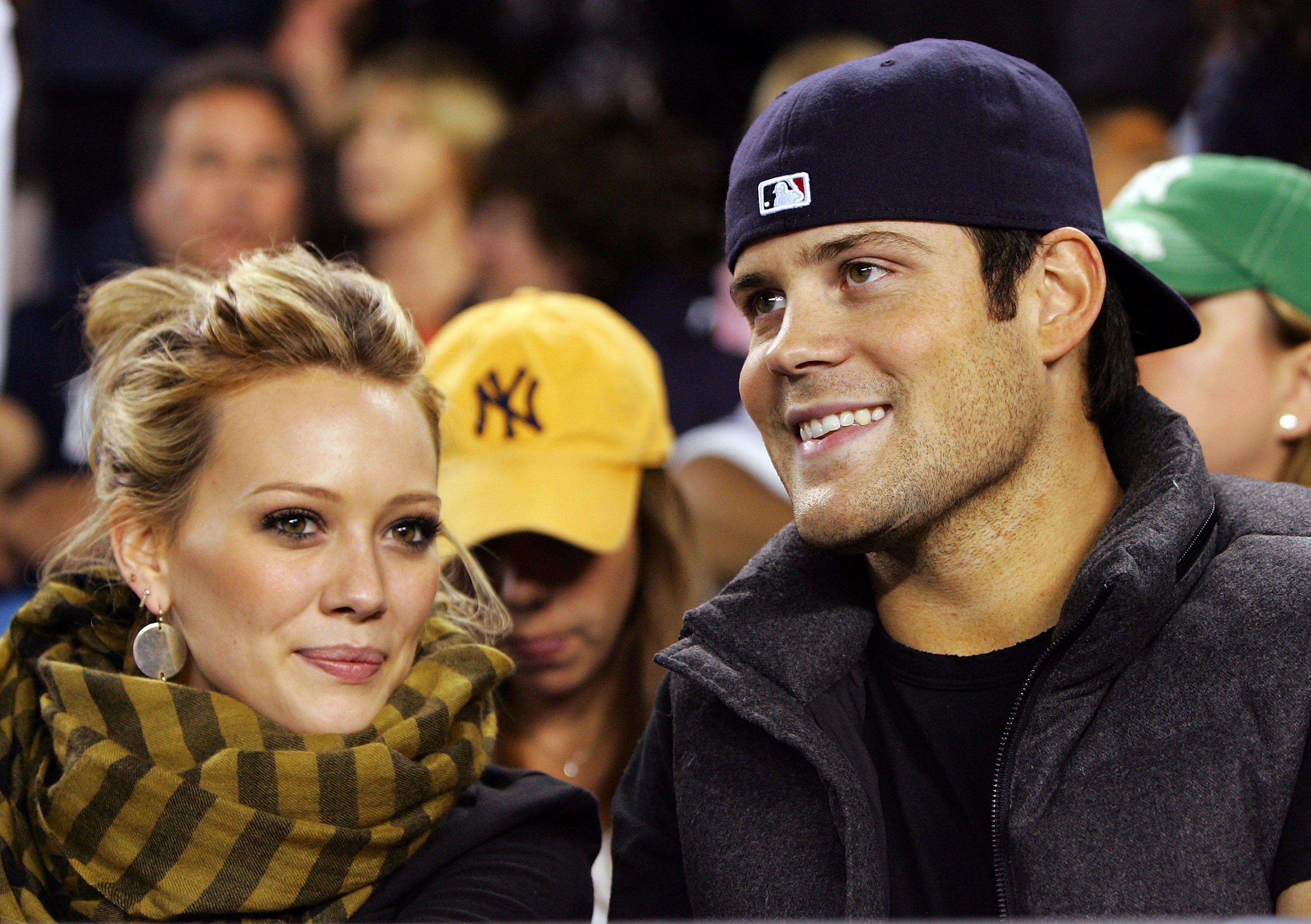 Hilary Duff and Mike Comrie attend the game on September 16, 2008 at Yankee Stadium. | Source: Getty Images.