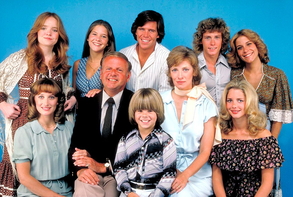 Willie Aames with the cast of "Eight is Enough" in 1978 | Source: Getty Images