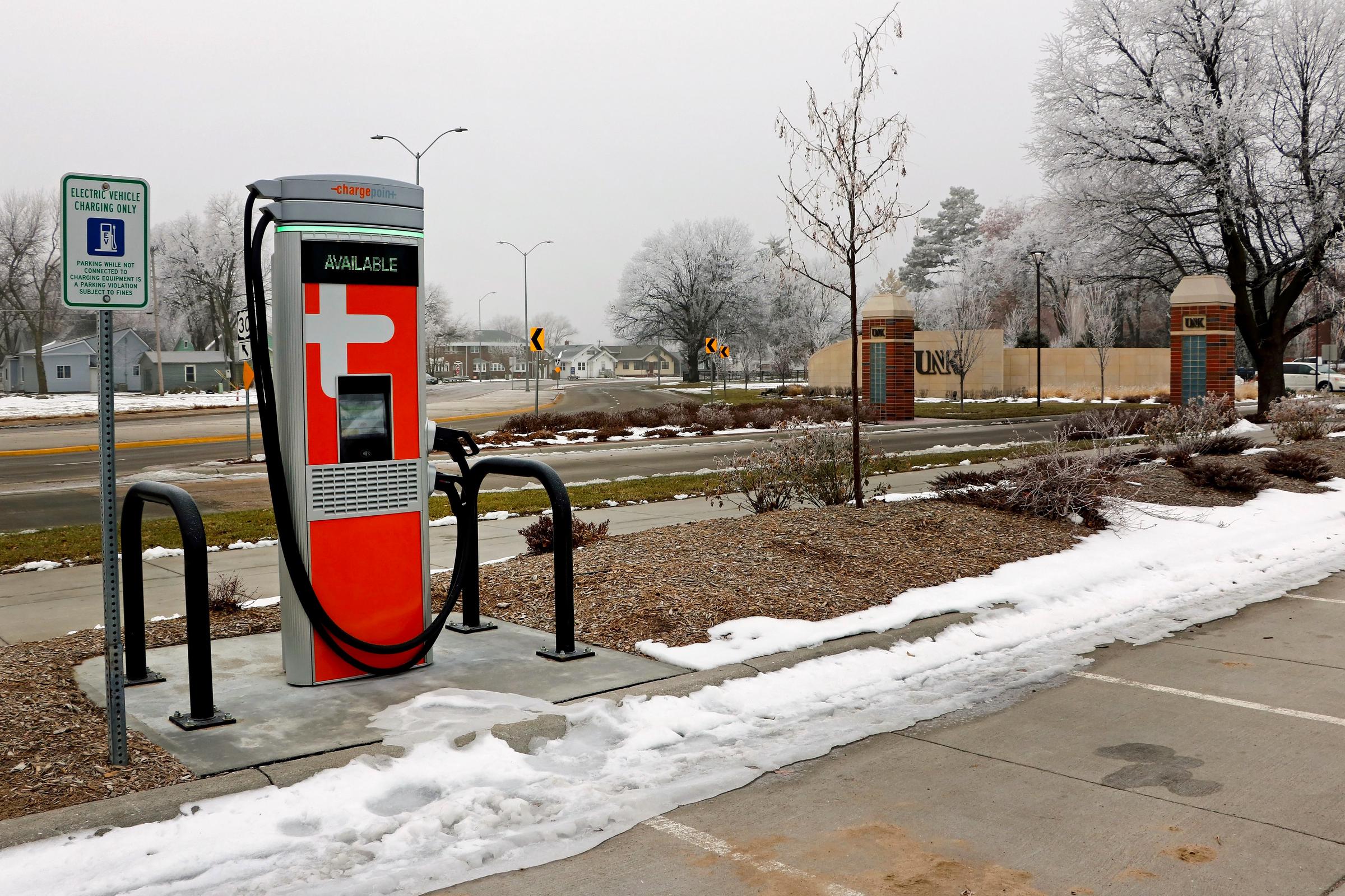 Snow-covered electric vehicle charging station near the University of Nebraska, on January 4, 2024 | Source: Getty Images