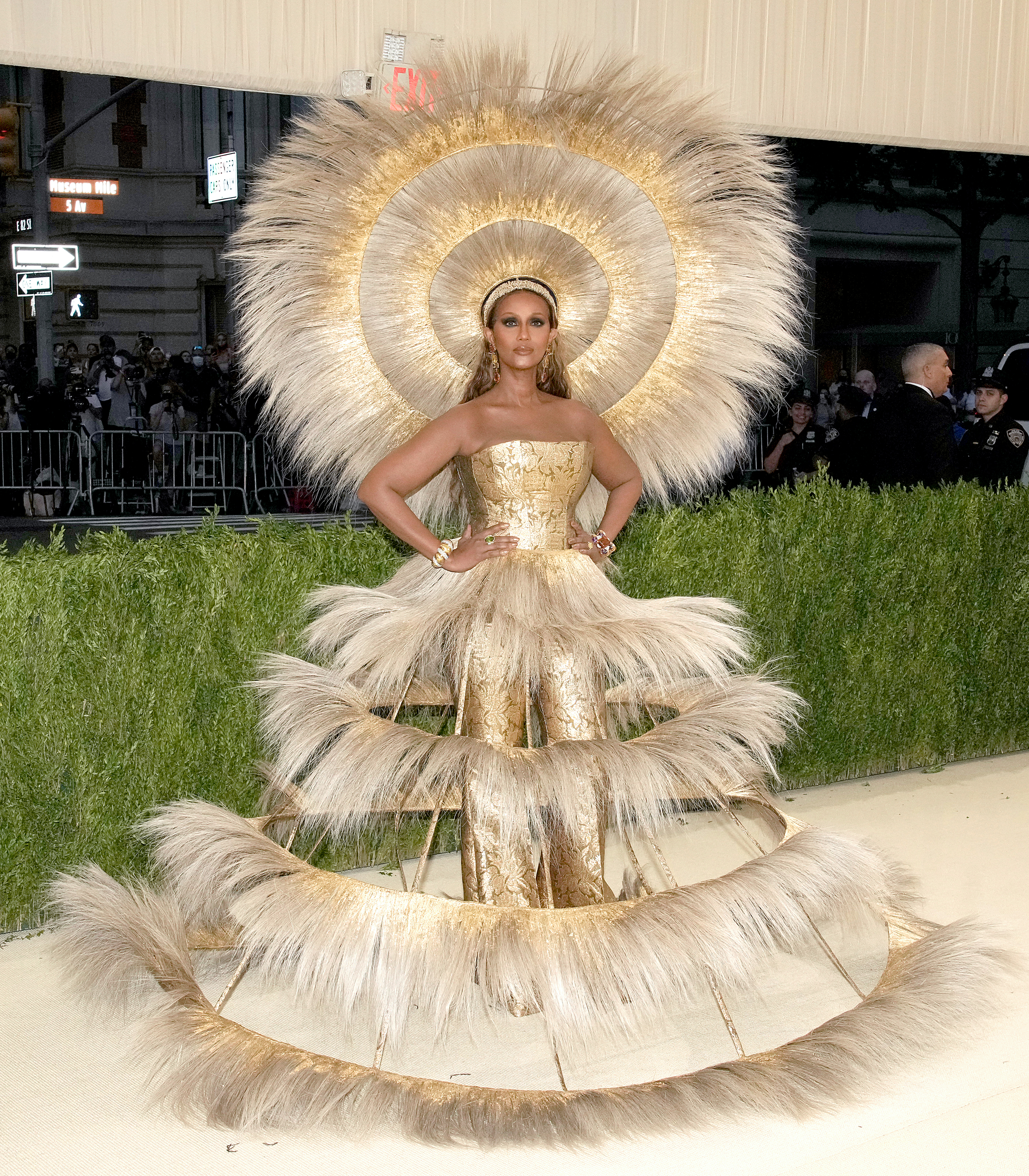 Iman at the 2021 Met Gala celebrating "In America: A Lexicon Of Fashion" on September 13, 2021, in New York. | Source: Getty Images