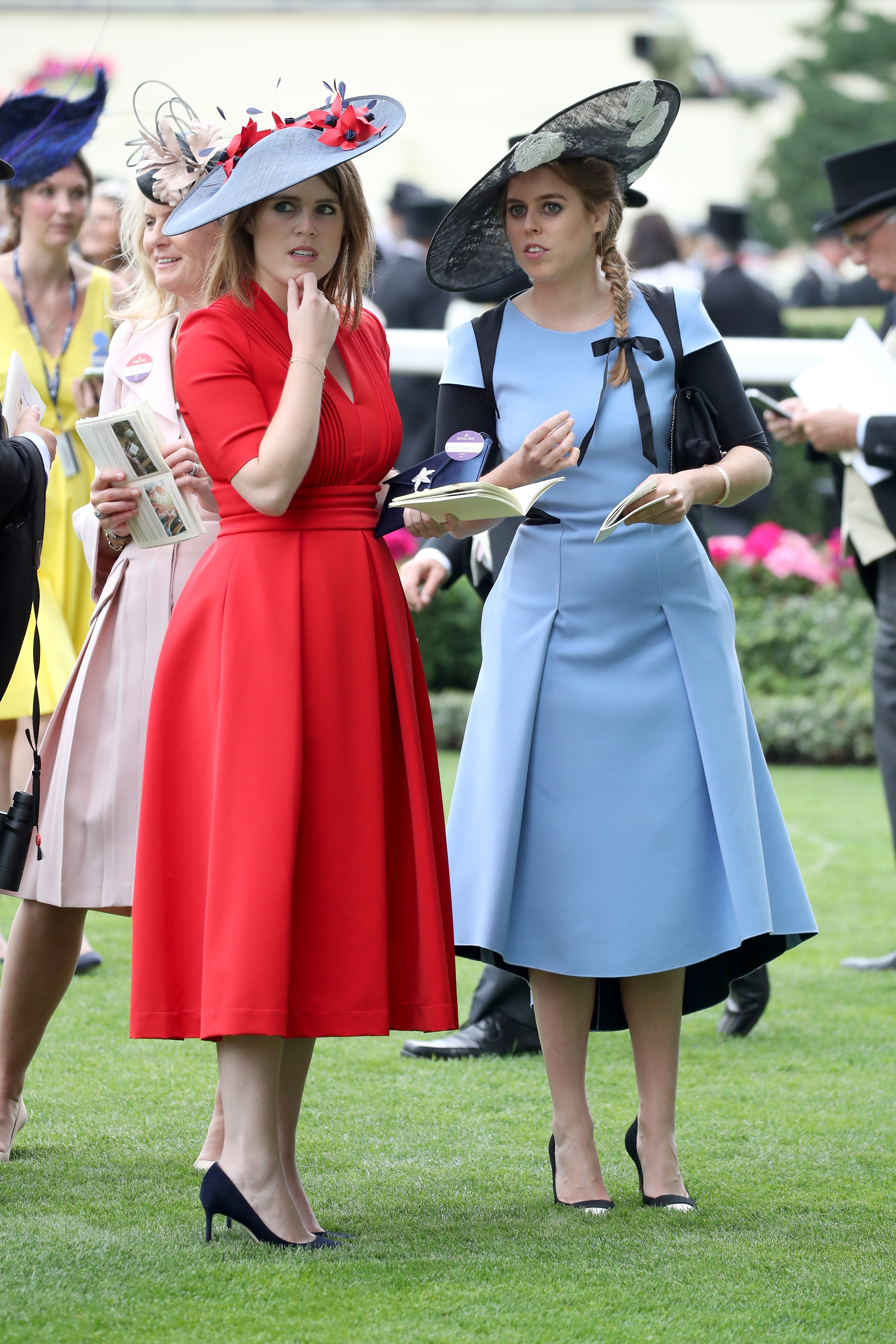 Princess Eugenie and Princess Beatrice at Ascot Racecourse on June 22, 2017 in Ascot, England. | Source: Getty Images