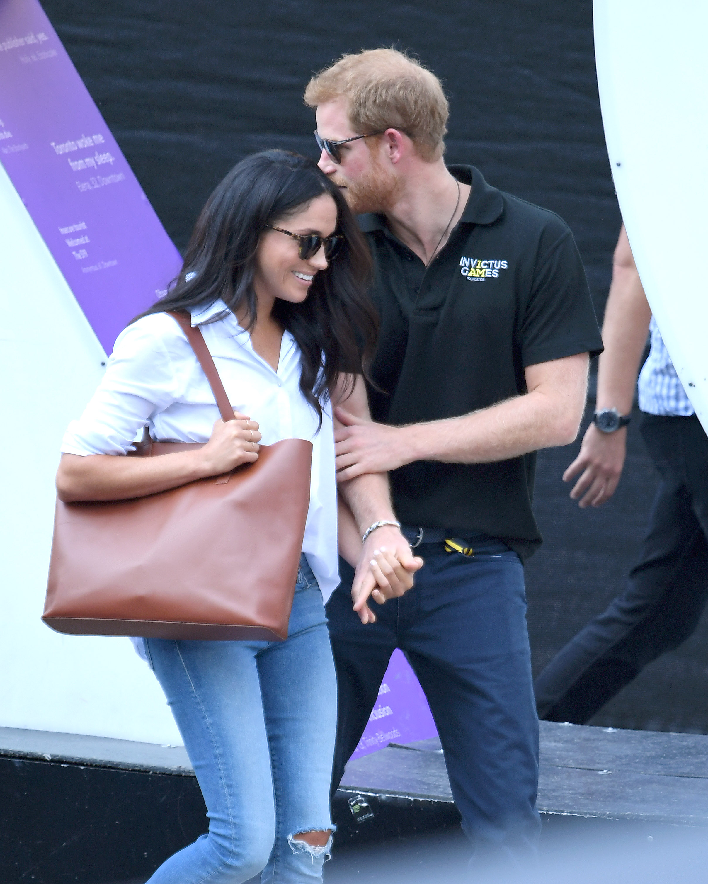 Meghan Markle and Prince Harry at Nathan Philips Square on September 25, 2017 | Source: Getty Images