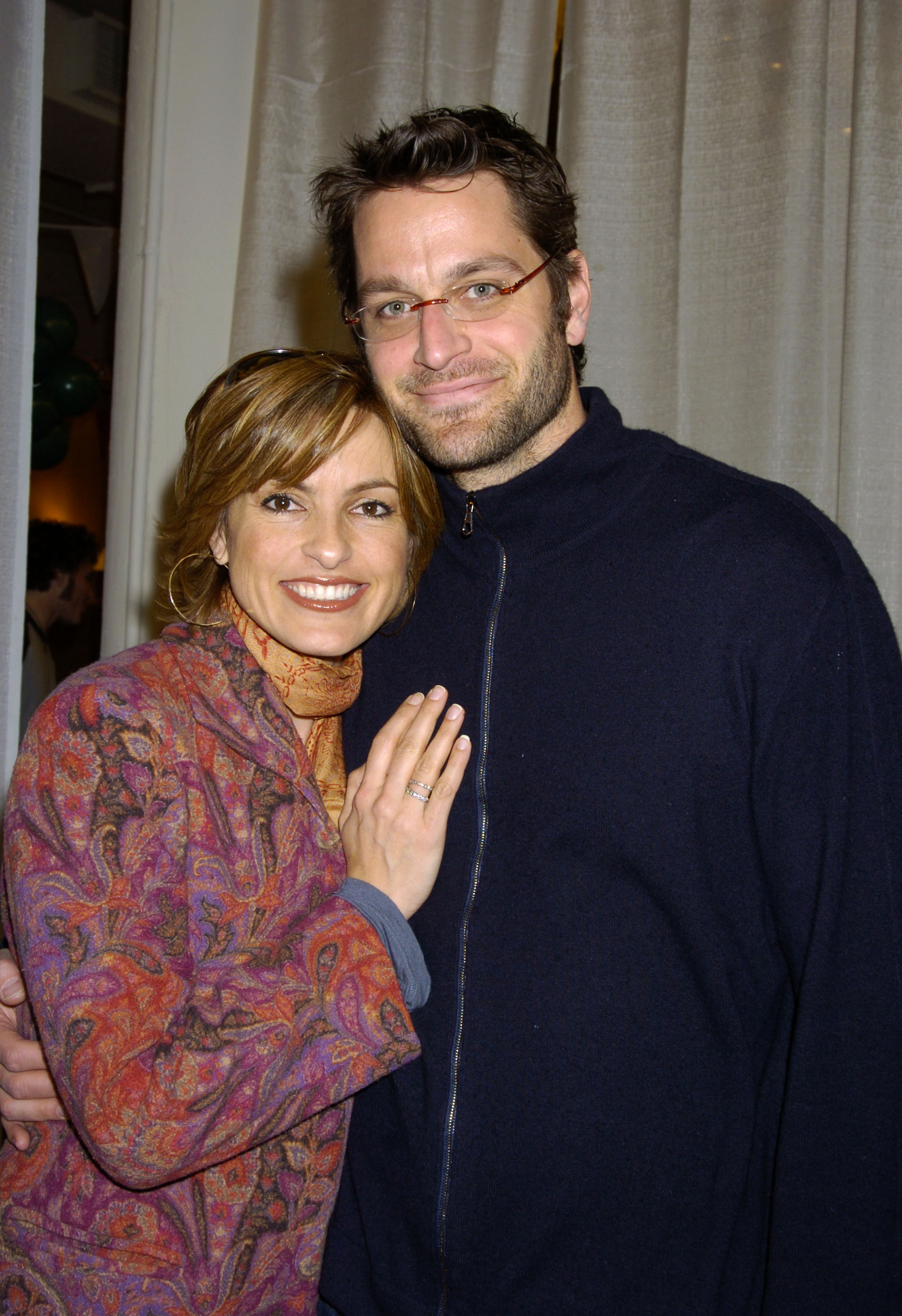 Mariska Hargitay and Peter Hermann during the 3rd Annual "Children's Day Artrageous" at The Metropolitan Pavilion on April 25, 2005 in New York City. | Source: Getty Images