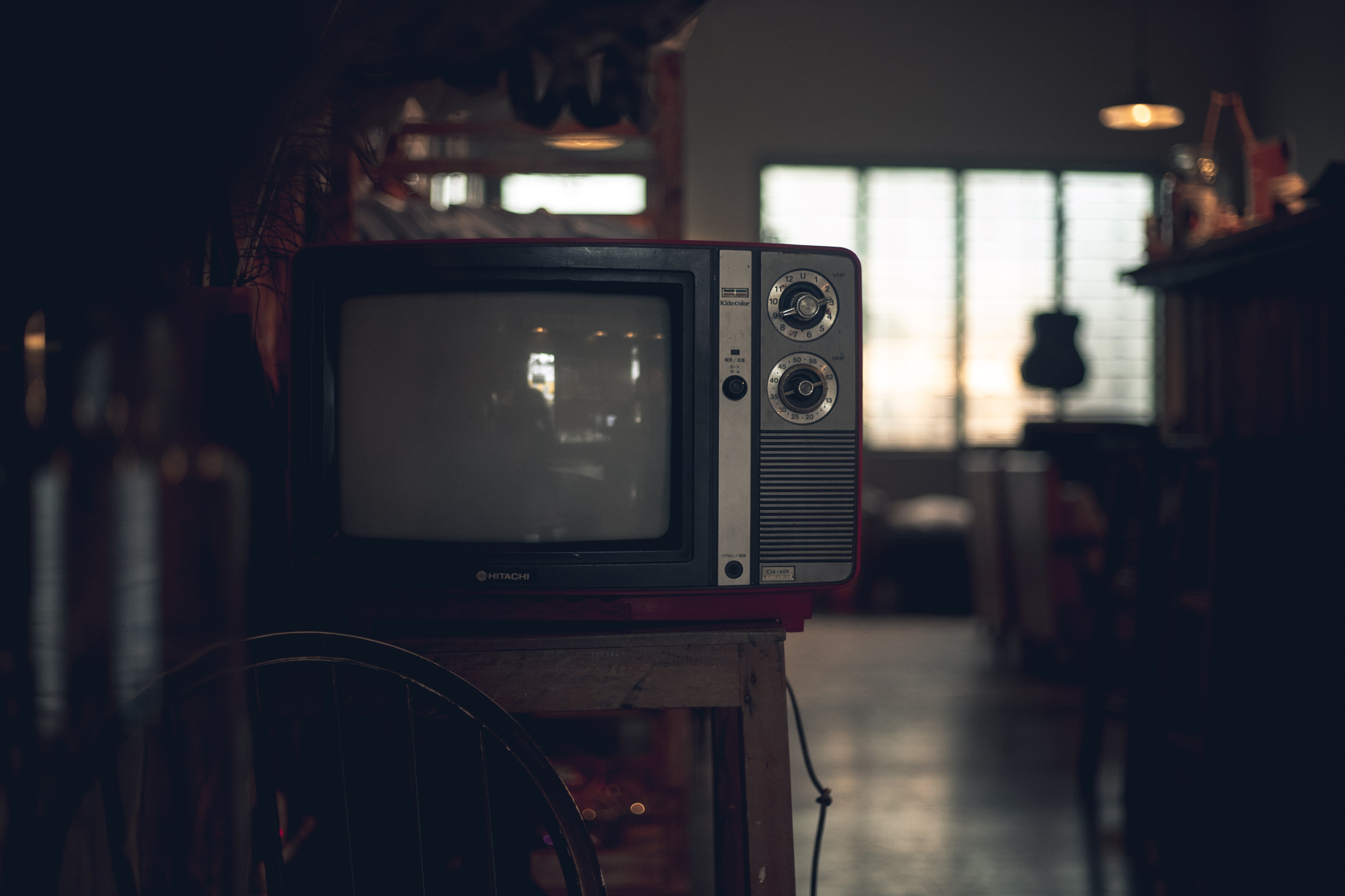 Watching the TV was not encouraging for her health at that age | Source: Pexels 