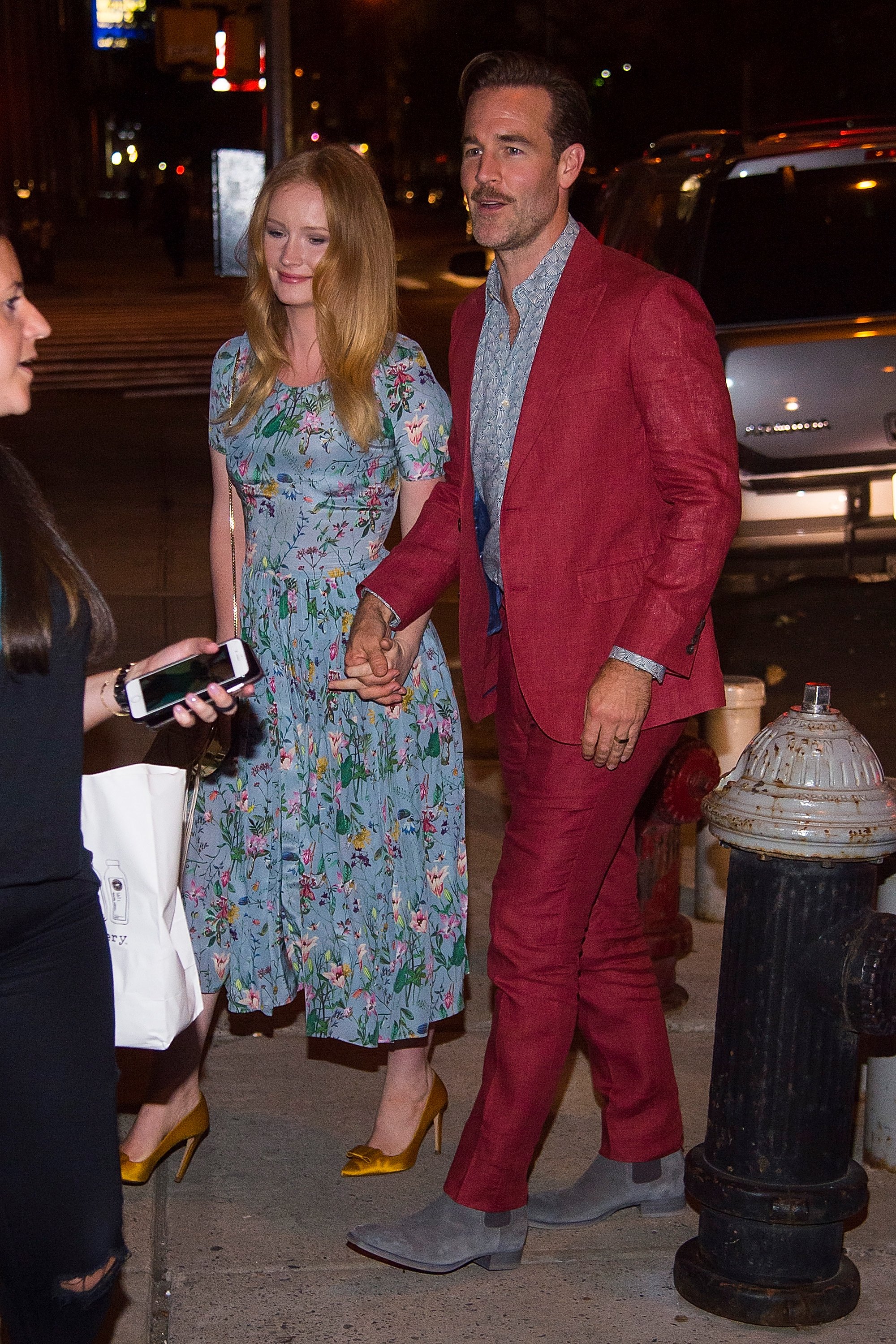 Kimberly Brook and James Van Der Beek are photographed in SoHo, New York City | Source: Getty Images