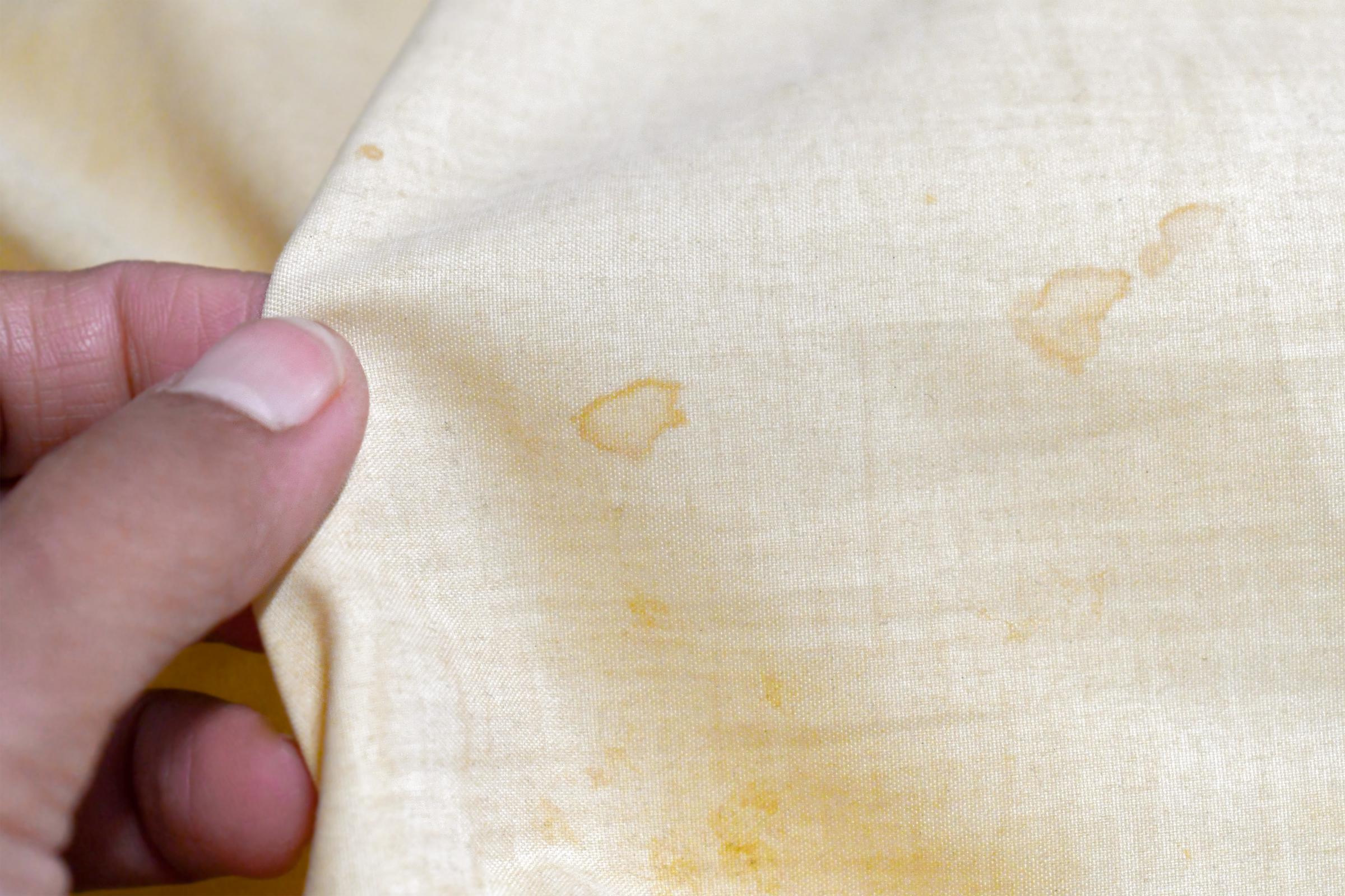 A discolored pillow | Source: Pexels