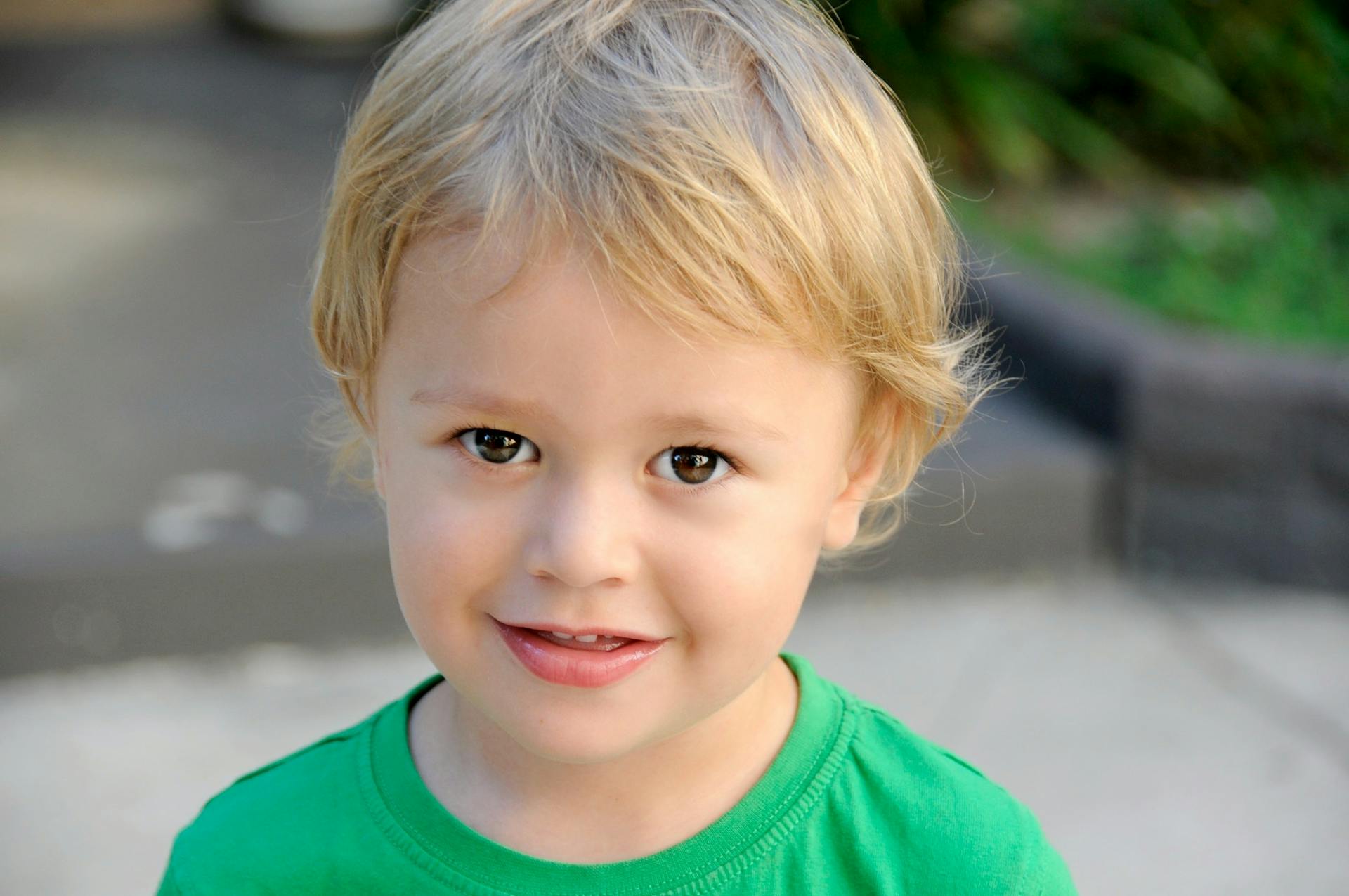 A smiling little boy | Source: Pexels