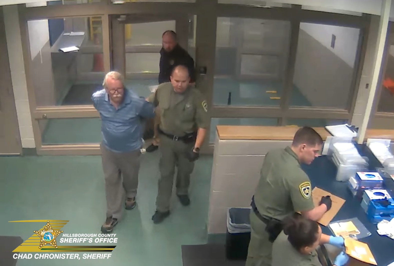 Donald Michael Santini arriving at Tampa, Florida's Hillsborough County Jail on June 28, 2023. | Source: Facebook/Hillsborough County Sheriff's Office