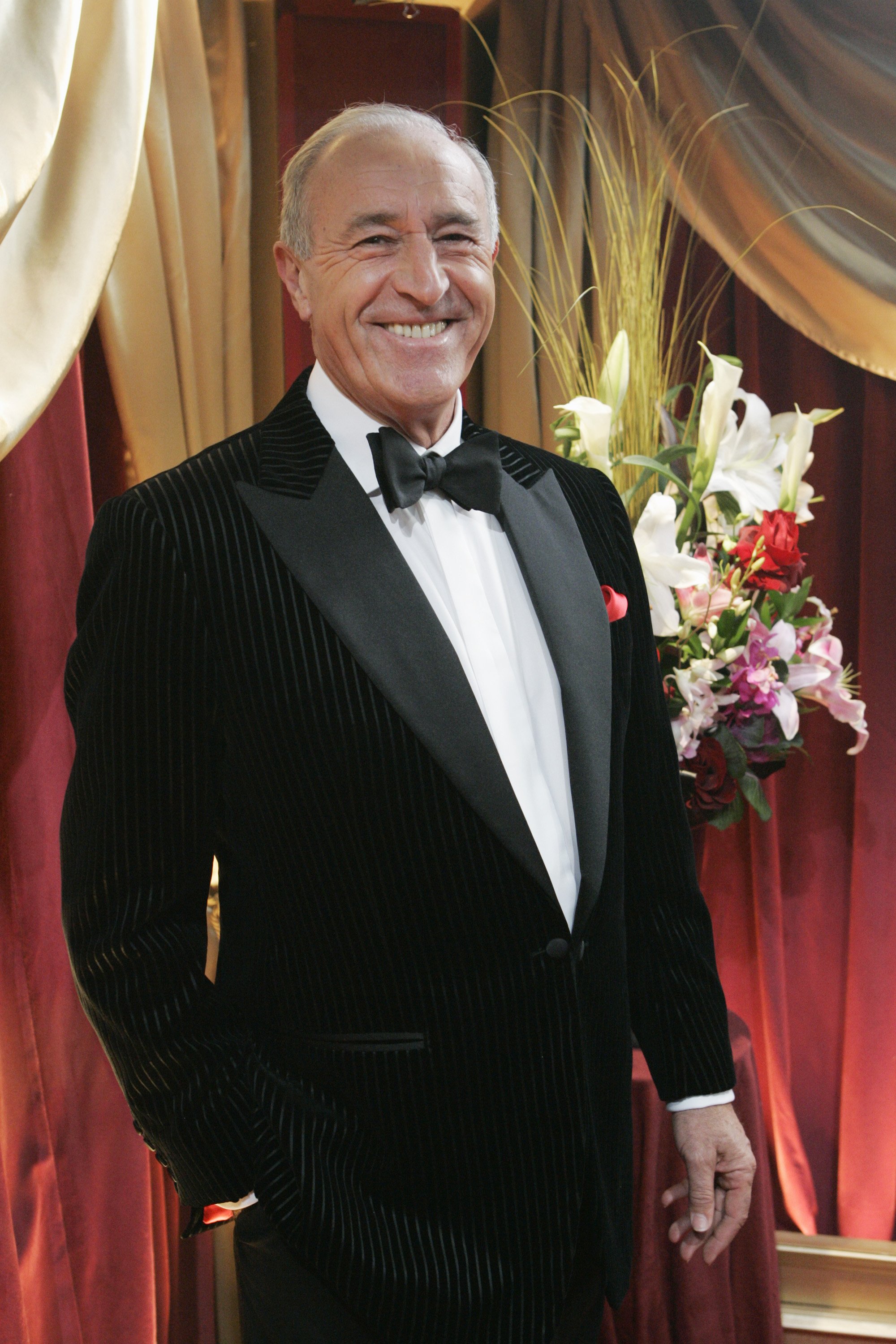 Len Goodman on "Dancing with the Stars" "Episode 710A" on November 25, 2008 | Source: Getty Images 