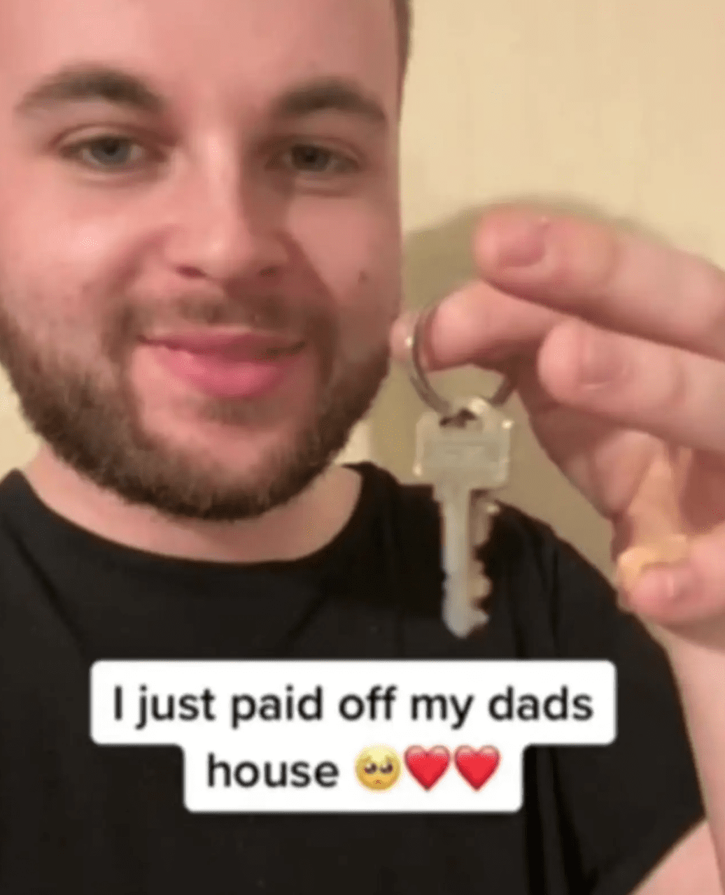 Son hands his father house keys and reveals he paid off the mortgage for him | Photo: TikTok/Jamie Nyland