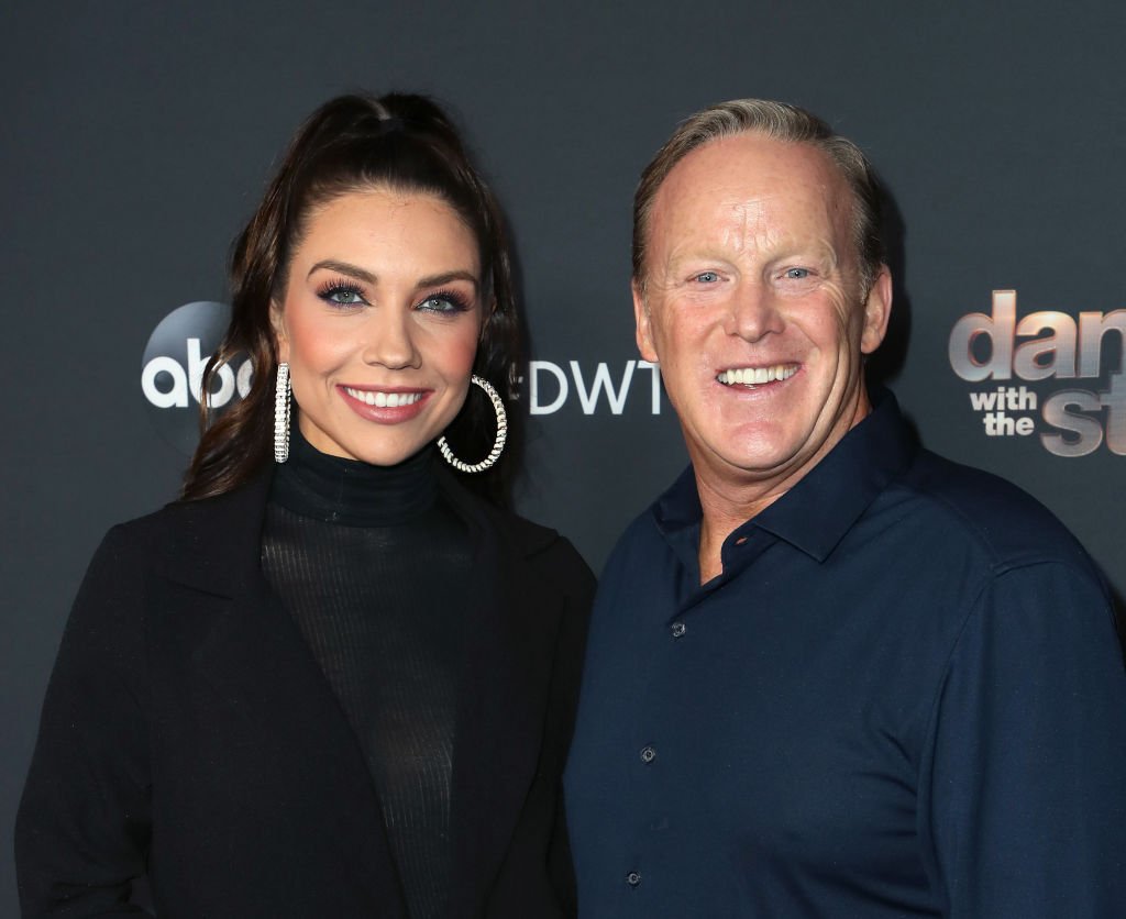 Jenna Johnson and Sean Spicer attend "Dancing With The Stars" Season 28 Top 6 Finalists at Dominque Ansel at The Grove. | Photo: Getty Images