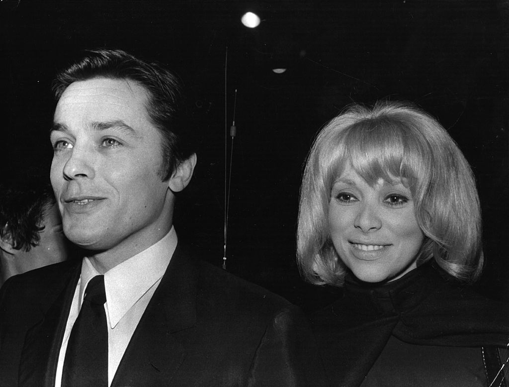 Alain Delon et Mireille Darc. l Source : Getty Images