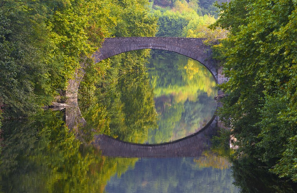 Puente del río Bidasoa, pasando por Bera, Navarra. | Fuente: Shutterstock Puente del río Bidasoa, pasando por Bera, Navarra. | Fuente: Shutterstock