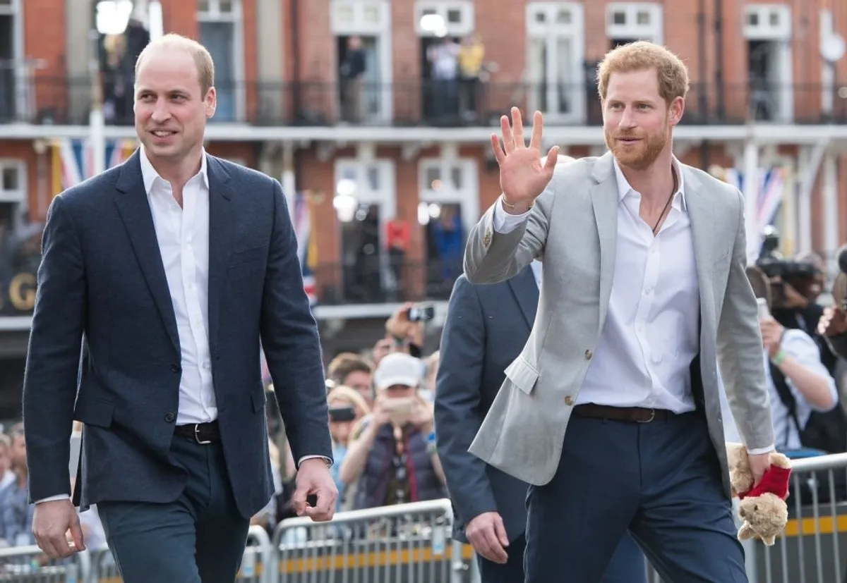 Le prince Harry et le prince William le 18 mai 2018 à Windsor, en Angleterre. | Photo : Getty Images