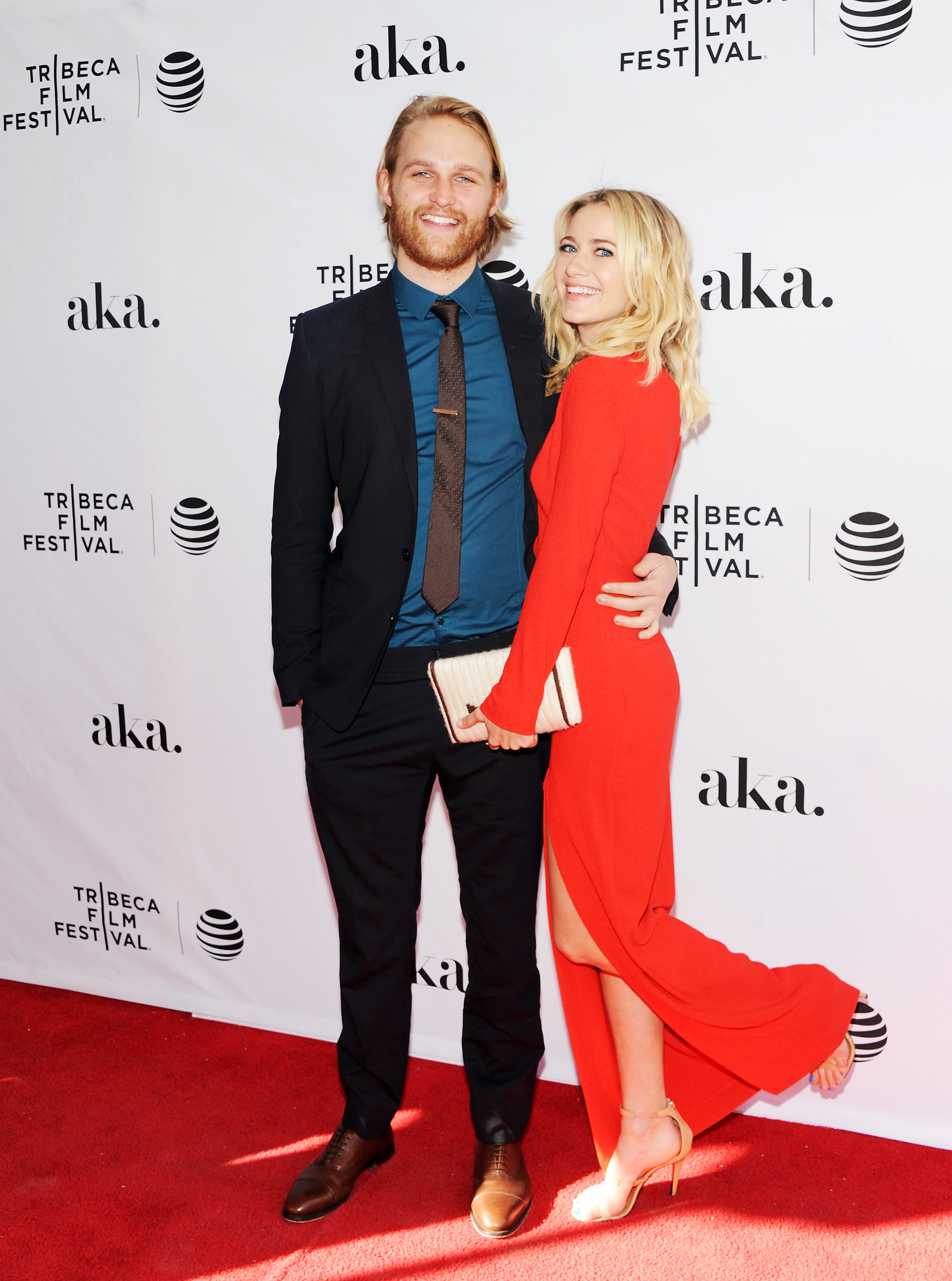 Wyatt Russell and Meredith Hagner attend the premiere of  ''Folk Hero & Funny Guy" in New York City on April 16, 2016 | Source: Getty Images