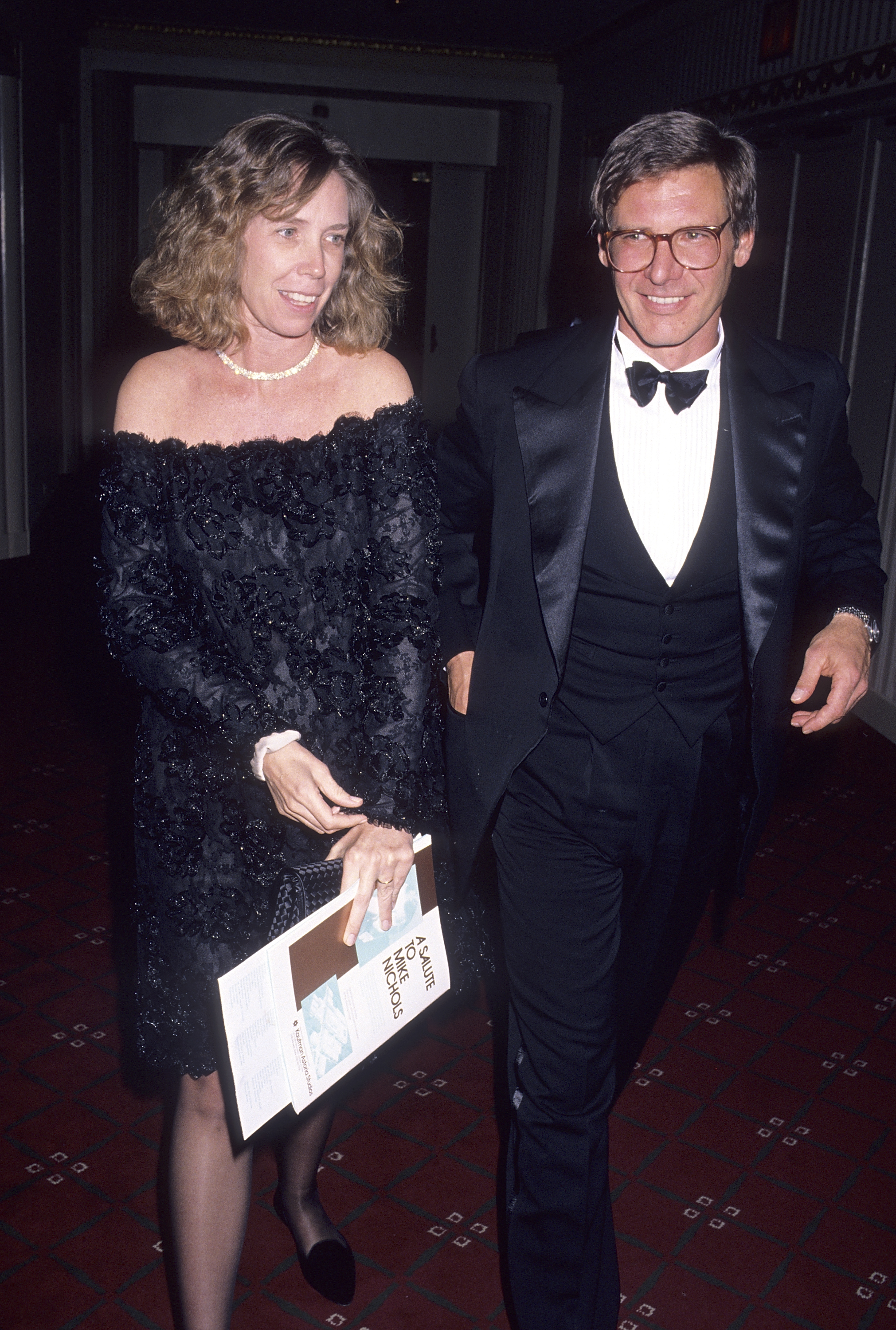 Harrison Ford and Melissa Mathison at the Waldorf-Astoria Hotel in New York City on February 27, 1990 | Source: Getty Images