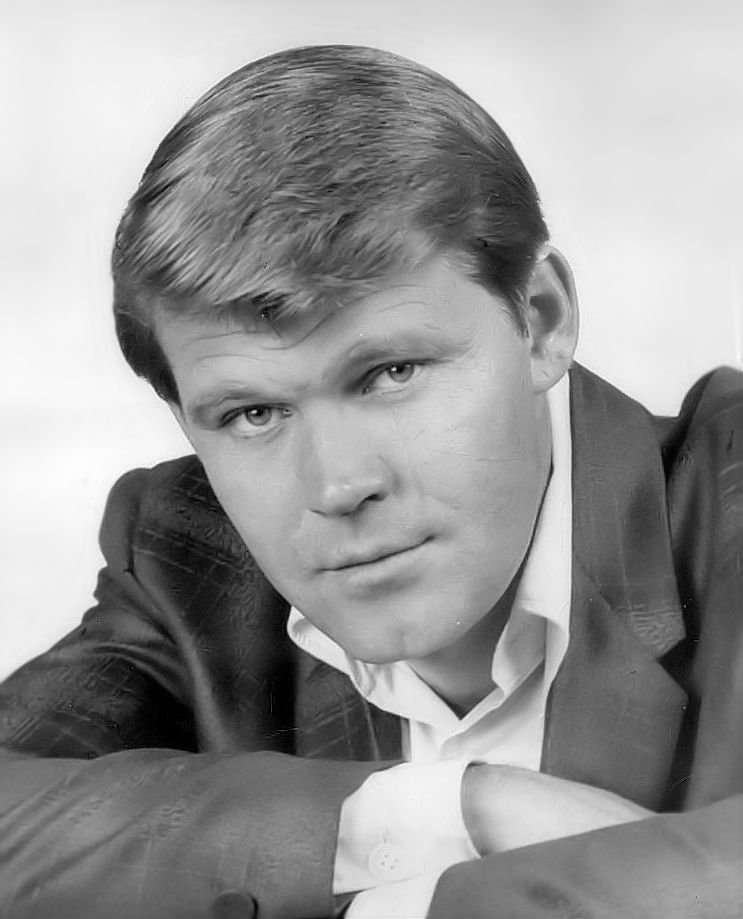 Photo of singer-musician Glen Campbell 1967 | Photo: Wikimedia Commons Images