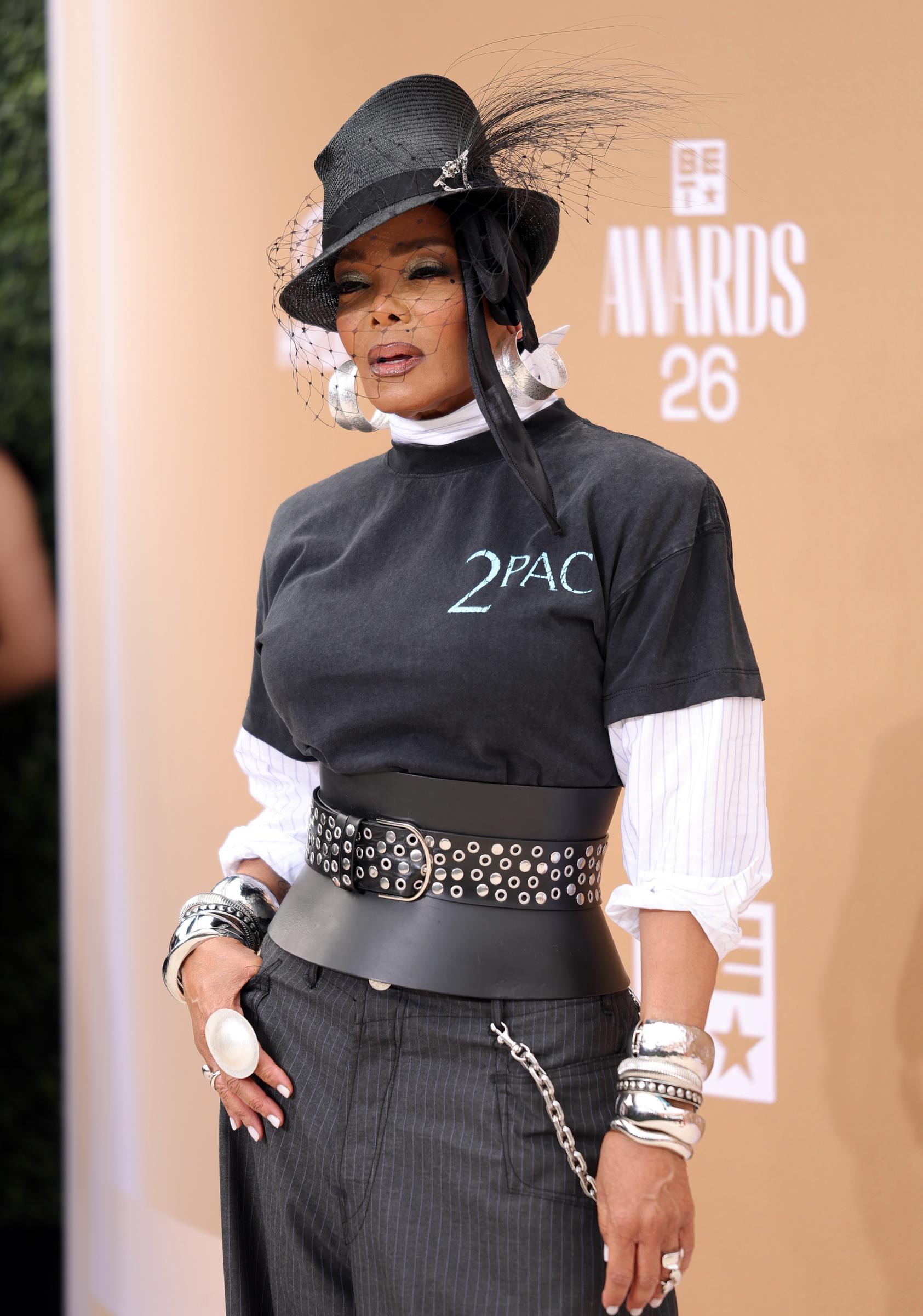 A closer view of Janet Jackson's outfit highlights the Tupac tribute T-shirt that fueled conversation among fans online. | Source: Getty Images