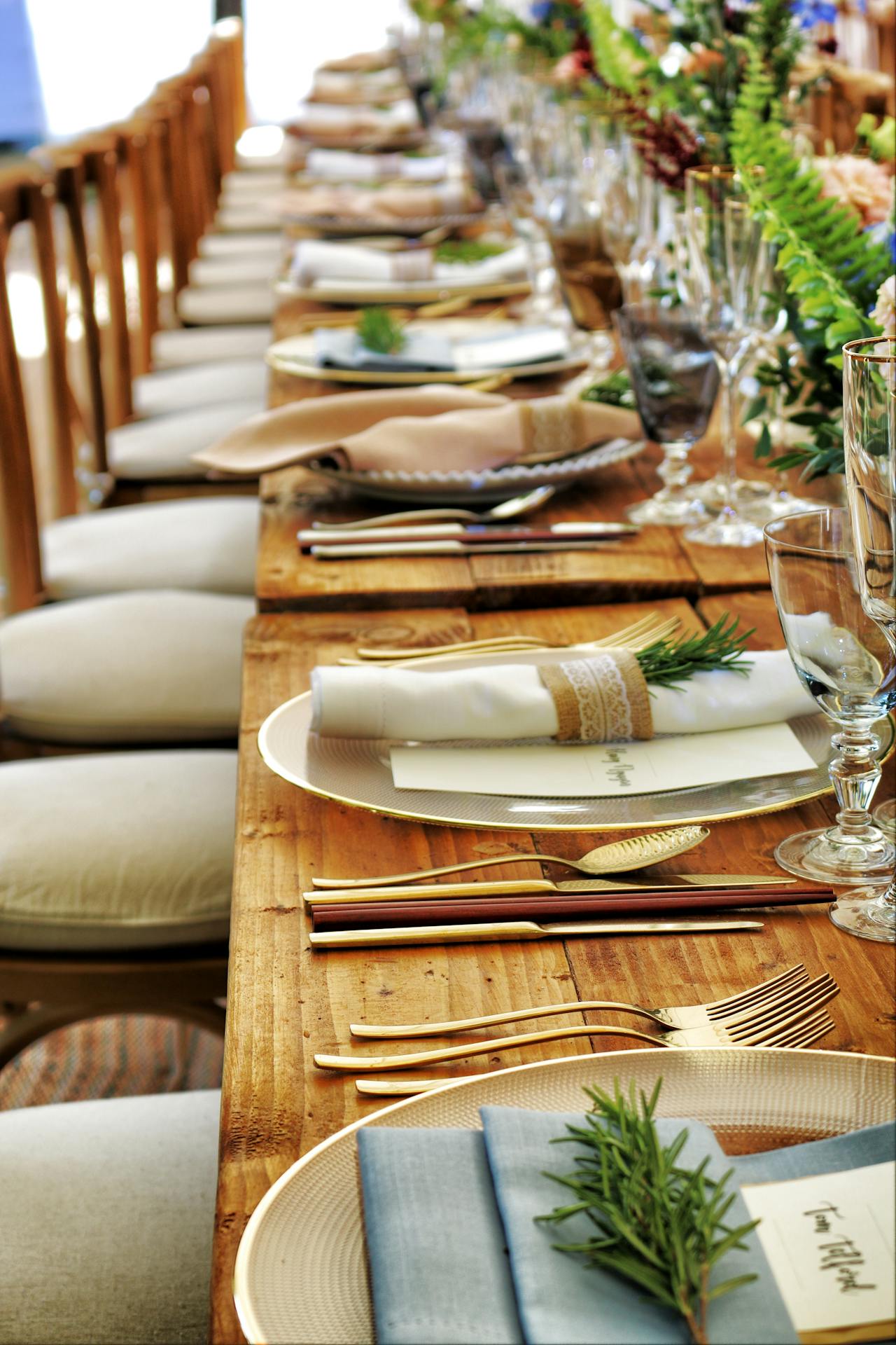 A table setting for a special dinner | Source: Pexels