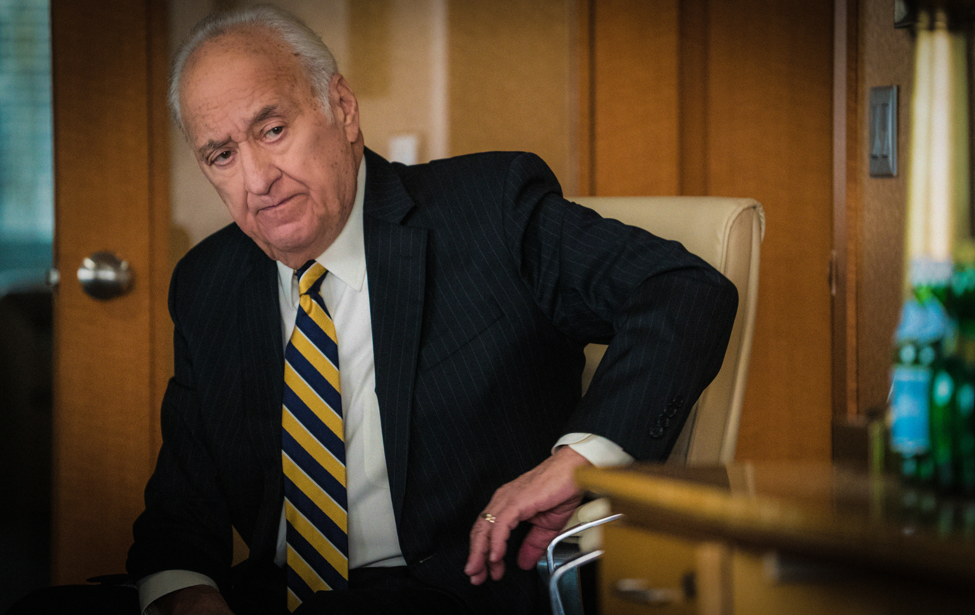 Jerry Adler as Howard Lyman on "The Good Wife," taken on October 27, 2015. | Source: Getty Images