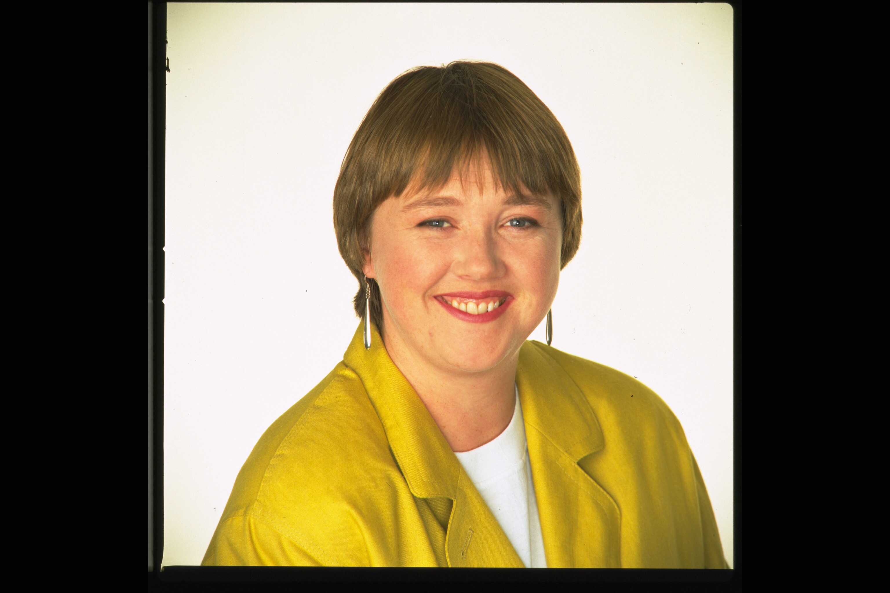 Pauline Quirke as Sharon Theodopolopodous in sitcom "Birds of a Feather," circa 1992. | Source: Getty Images