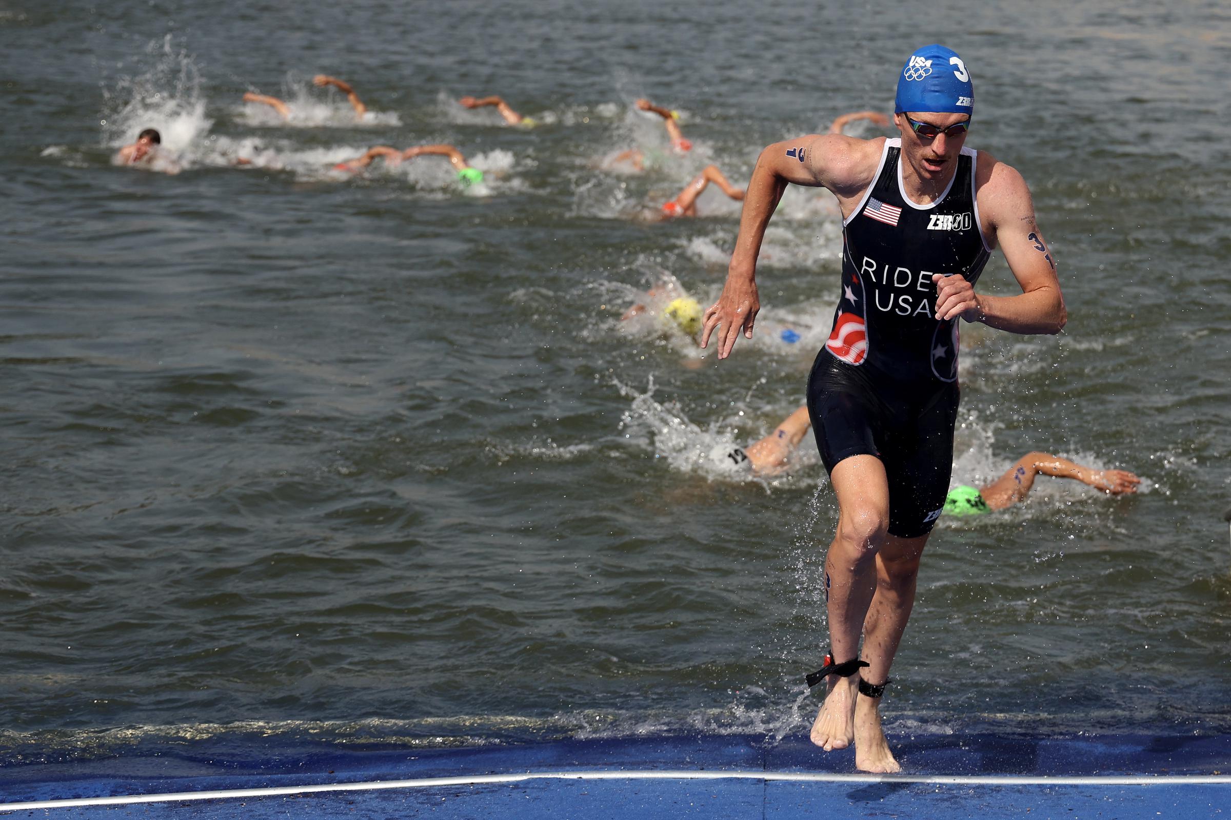 Seth Rider competes in the men's individual triathlon at the 2024 Paris Olympics on July 31, 2024 | Source: Getty Images