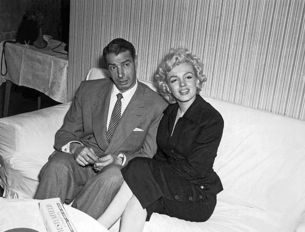 Marilyn Monroe und Joe DiMaggio, zirka 1954. I Quelle: Getty Images