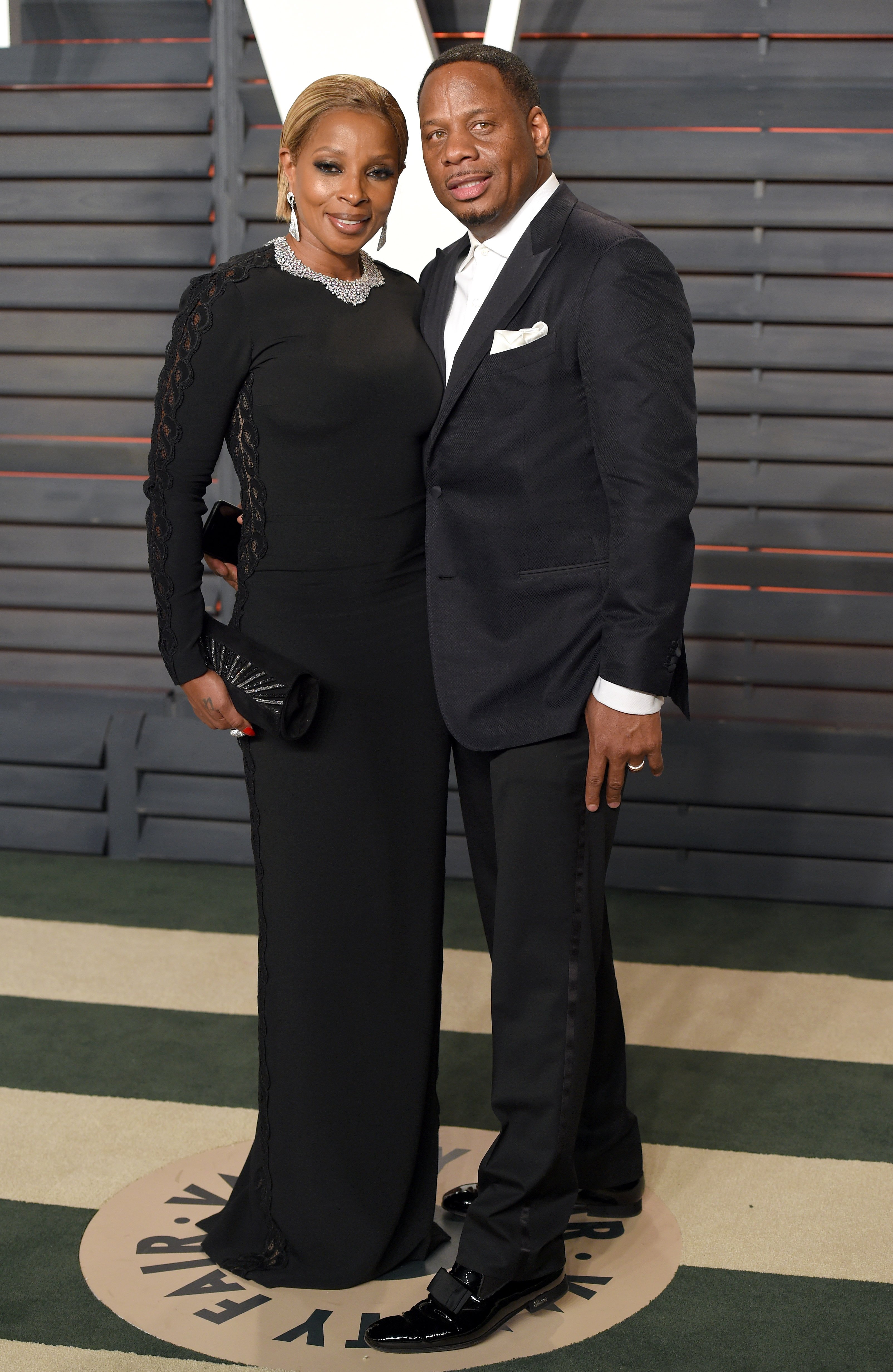 Mary J. Blige and Kendu Isaacs at the 2016 Vanity Fair Oscar Party | Source: Getty Images