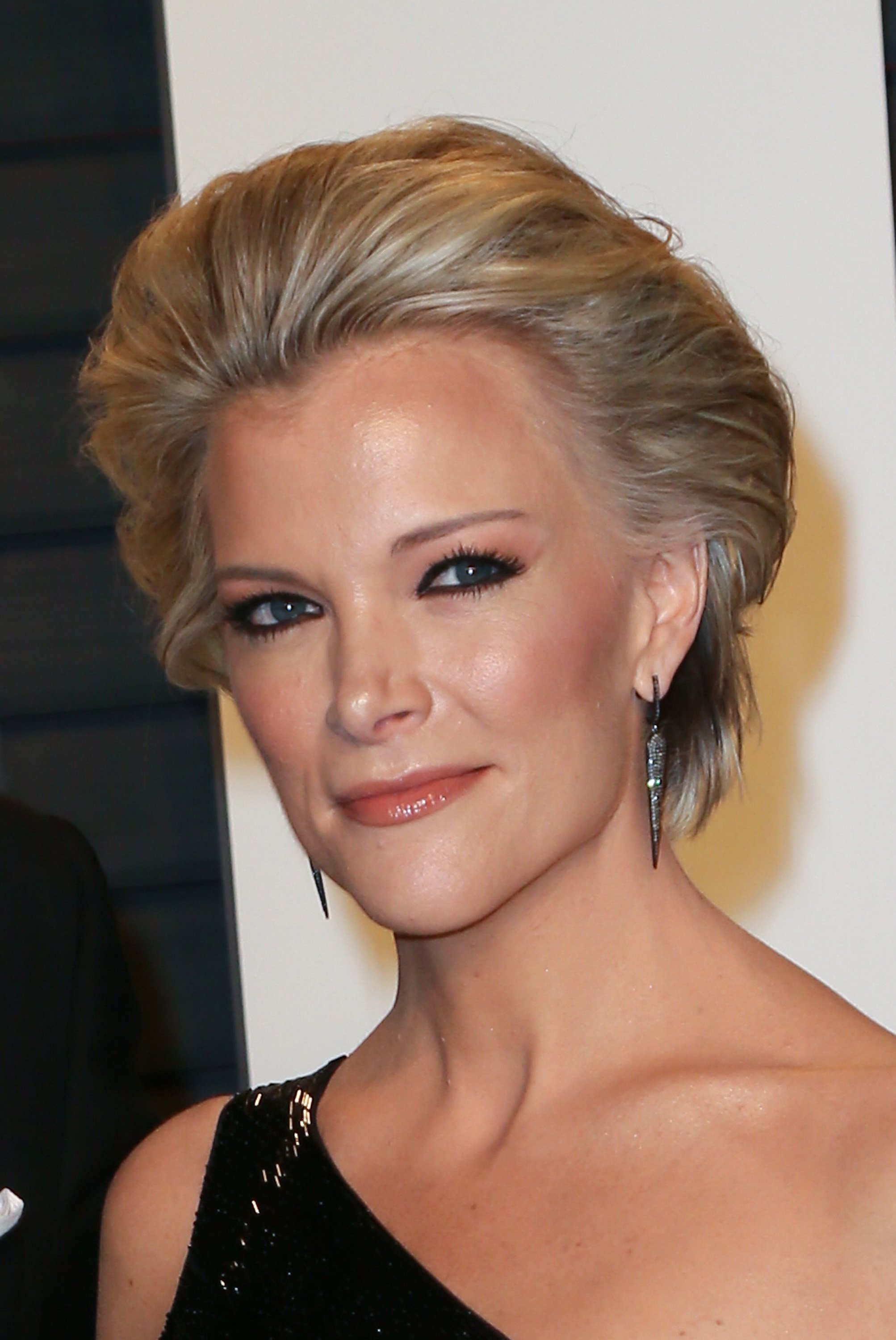 Megyn Kelly arrives at the 2016 Vanity Fair Oscar Party Hosted by Graydon Carter at the Wallis Annenberg Center for the Performing Arts on February 28, 2016, in Beverly Hills, California. | Source: Getty Images.