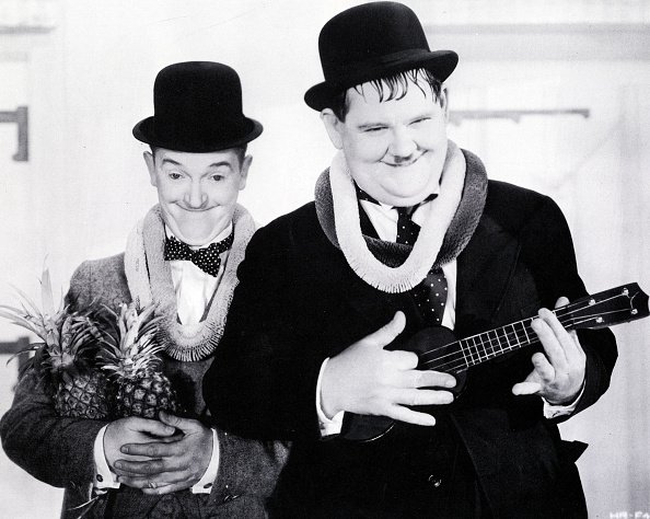 Stan Laurel und Oliver Hardy, circa 1970 | Quelle: Getty Images