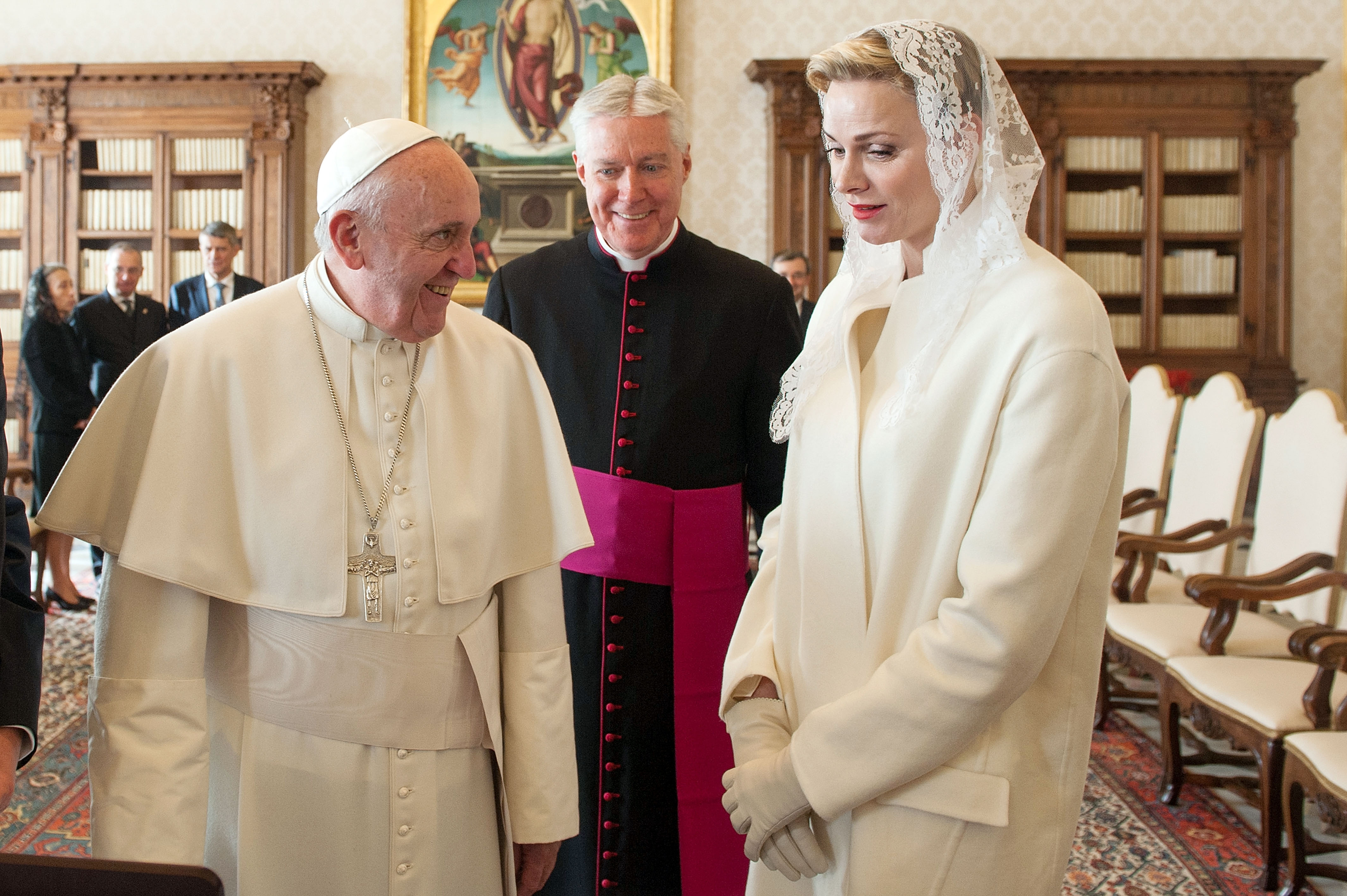 Pope Francis exchanges gifts with Princess Charlene of Monaco at the Apostolic Palace on January 18, 2016 in Vatican City | Source: Getty Images