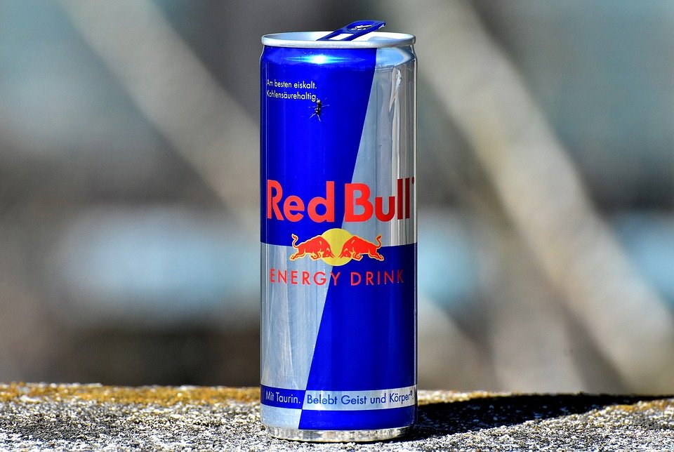 A can of Redbull on top of a table. | Source: Pixabay