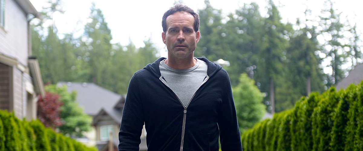 Jason Patric on set of the "Pass Judgment" episode of "Wayward Pines" on June 02, 2016 | Photo: Getty Images