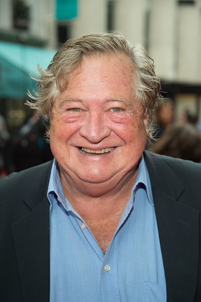Jacques Pradel assiste à la conférence de presse de RTL-RTL2-Fun Radio pour annoncer leur programme TV pour 2017/2018, au Cinéma Elysée de Biarritz le 13 septembre 2017 à Paris, France. | Photo : Getty Images