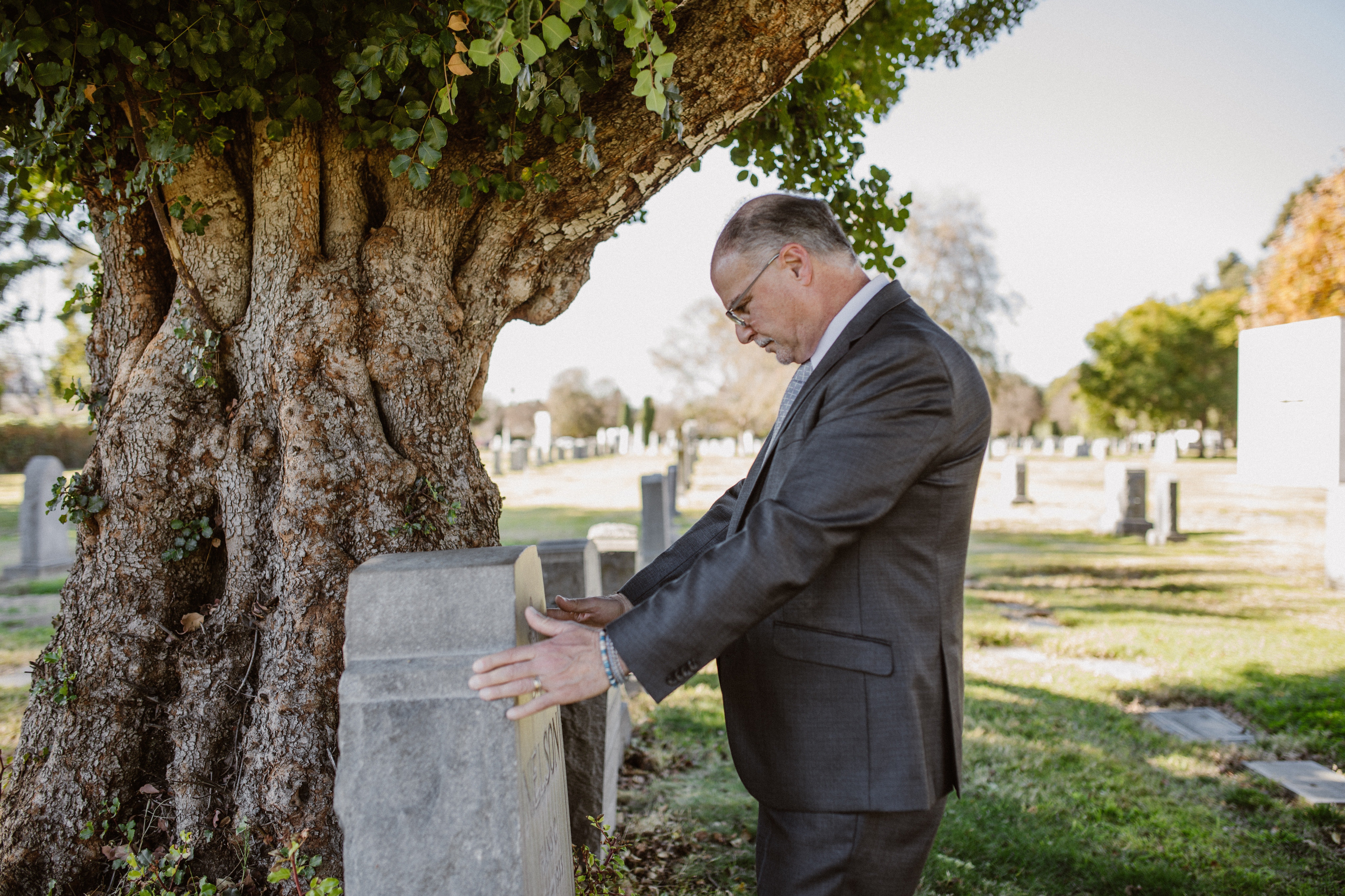 Robert was devastated after Linda died | Photo: Pexels