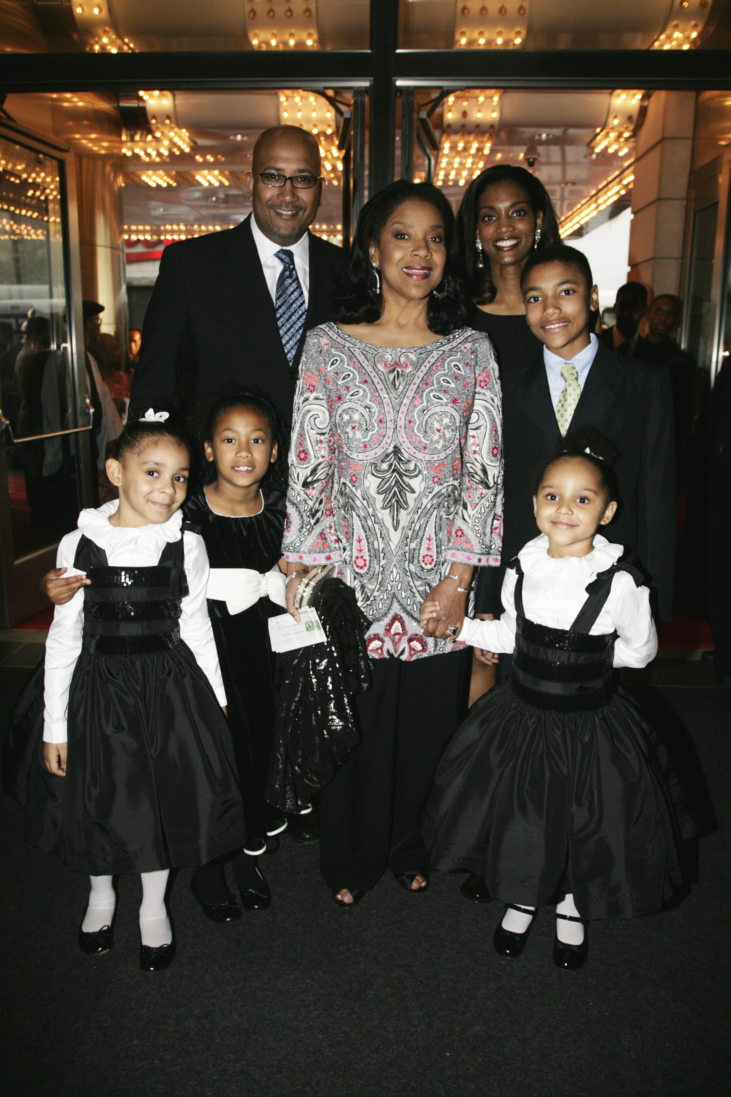 Phylicia Rashad and family on June 8, 2009 in New York City | Source: Getty Images